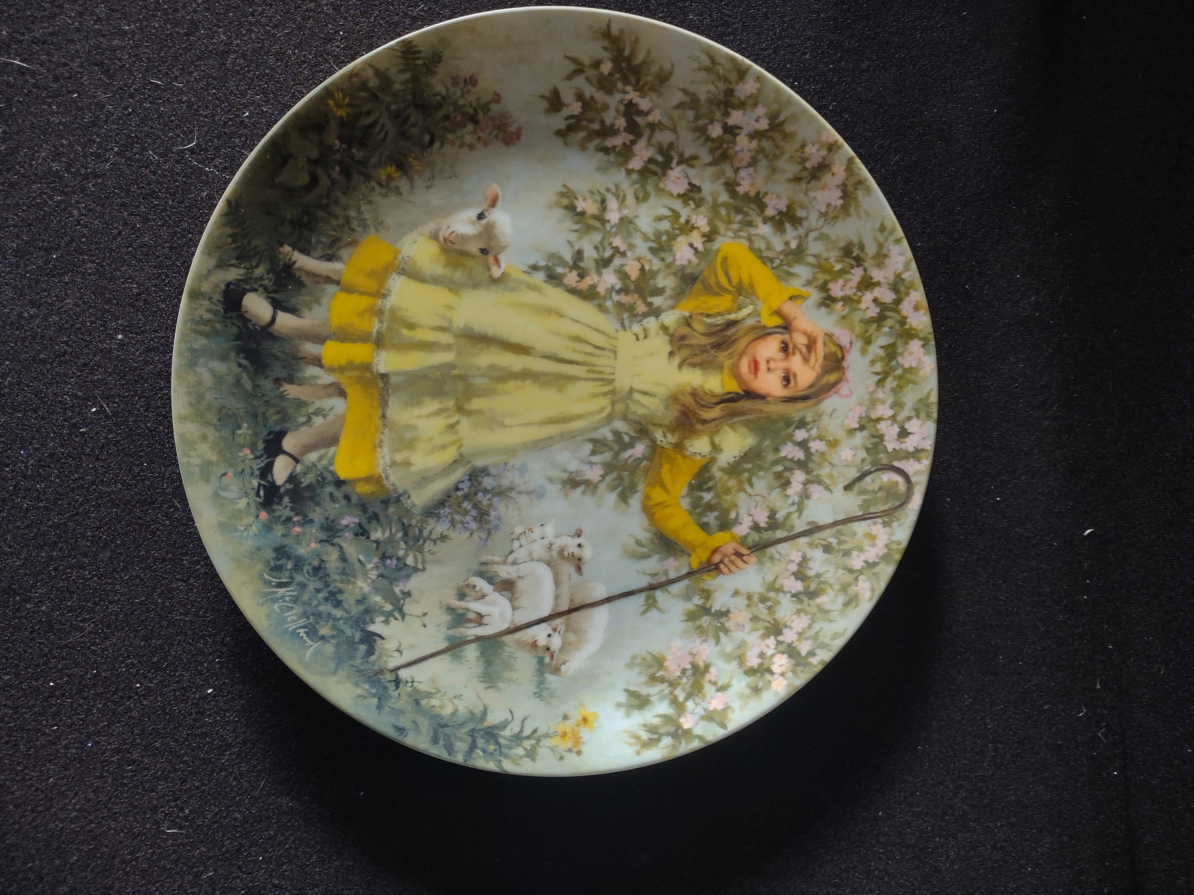 Vintage Mother Goose Collector Plate 5th Issue Little Bo Peep (Lot 5115)
