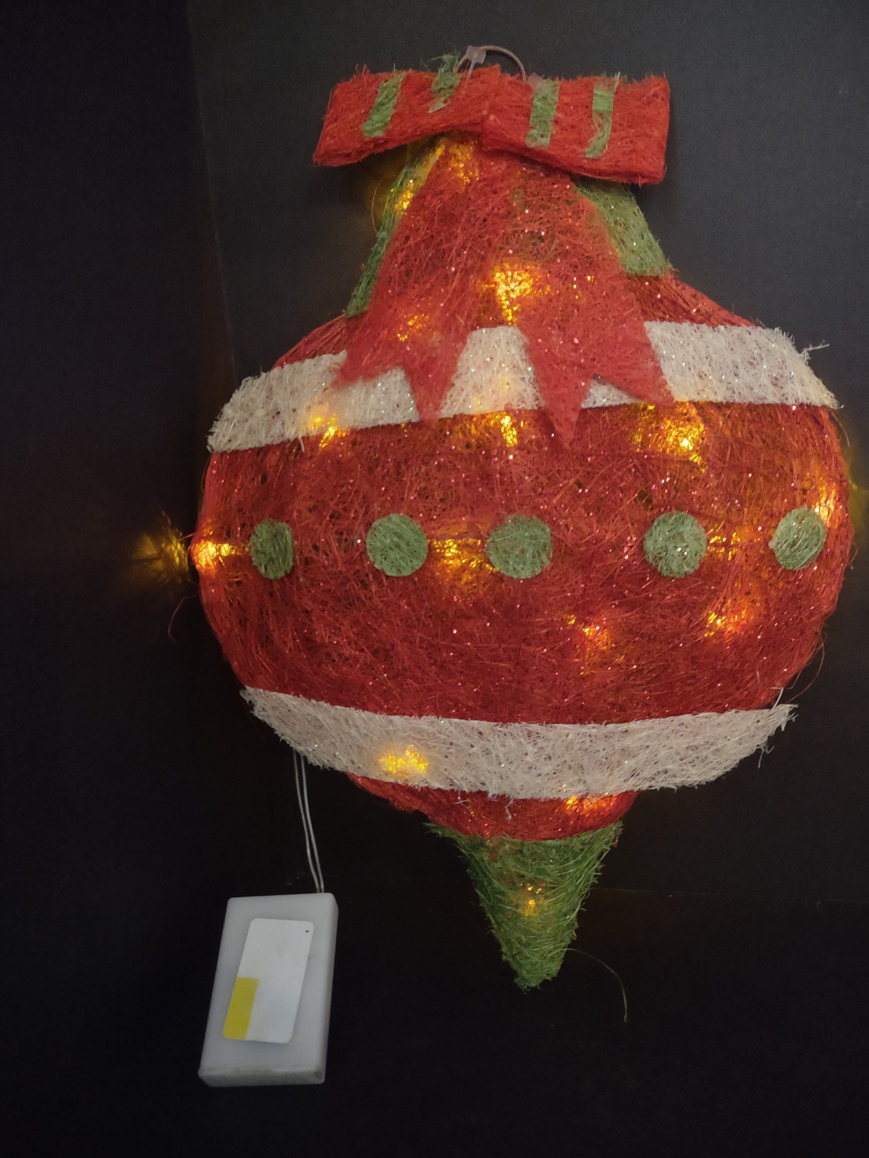 Christmas Light Up Battery Operated Blinking Ornament Wall Decor 16" (lot 1385)