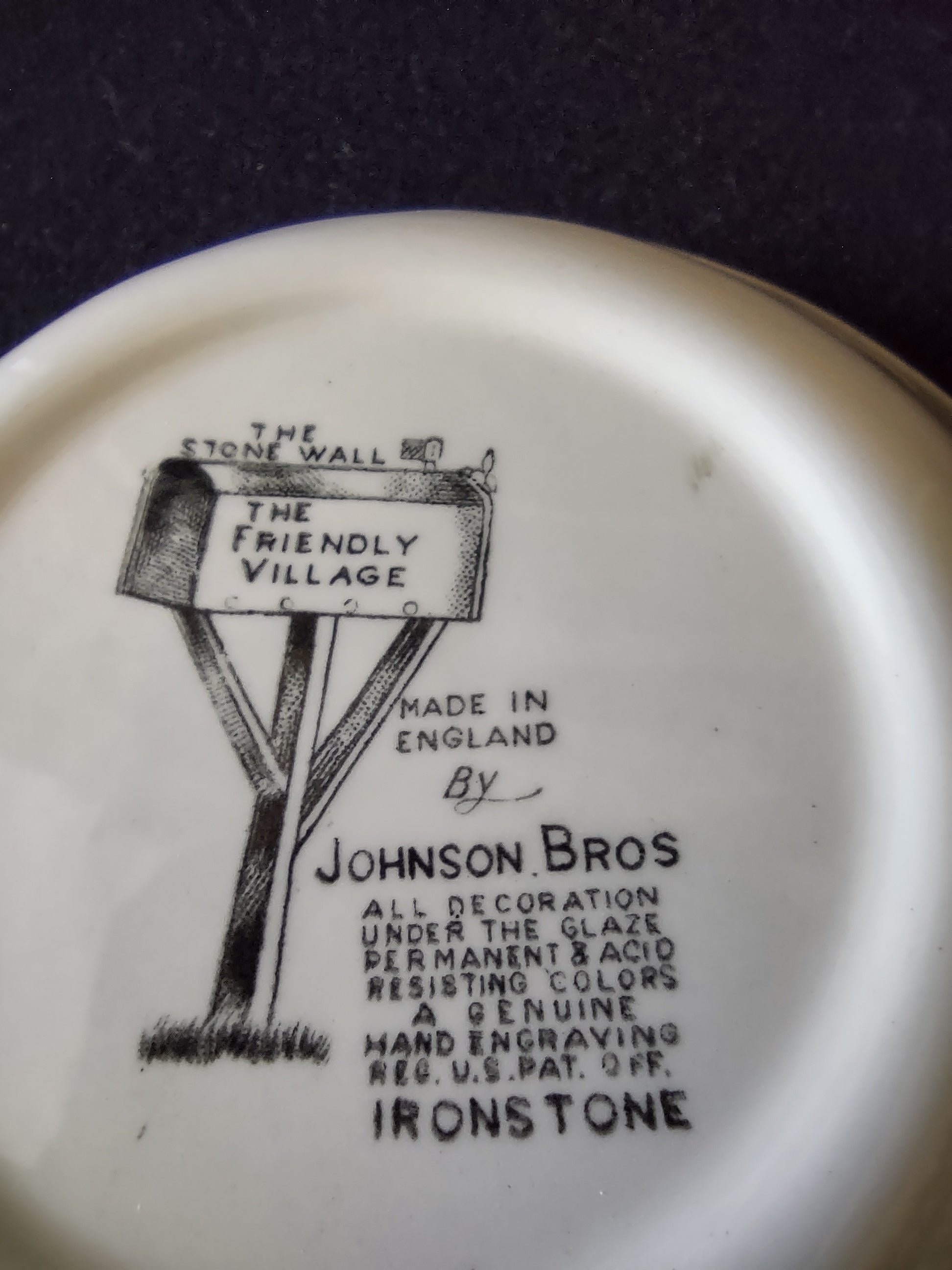 Vintage Johnson Bros Fruit Dessert Bowl Ironstone Friendly Village x3 (Lot 5530)