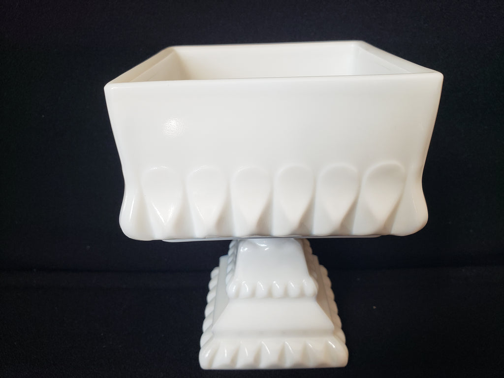 Vintage Milk Glass Footed Square Dish (lot 2218)