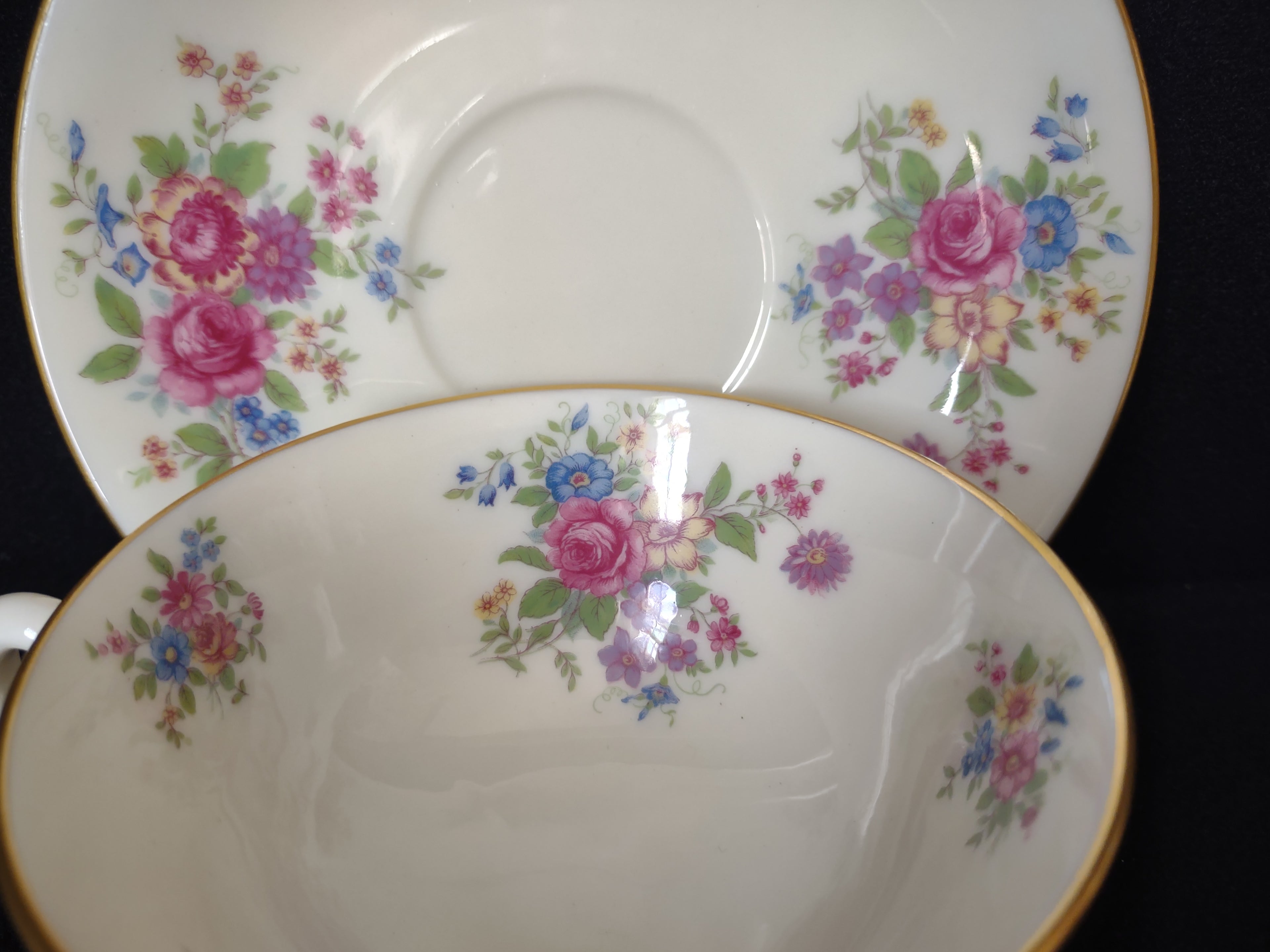 Vintage Lenox L-347 Tea Cup with Saucer Gold Trim Roses (lot 1815)