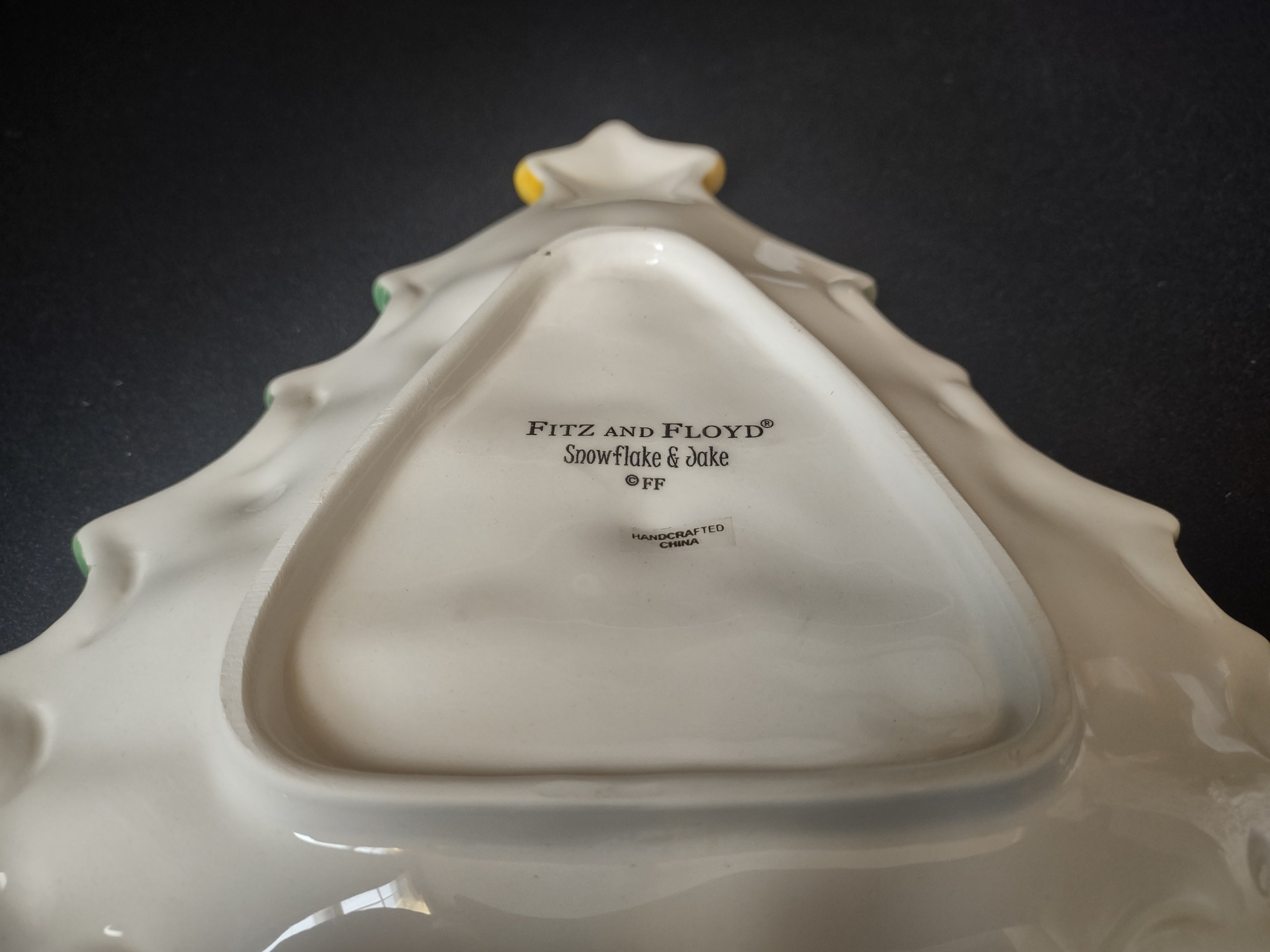 Christmas Tree Fitz and Floyd Snowflake and Jake Snack Plate Spreader (lot 1526)