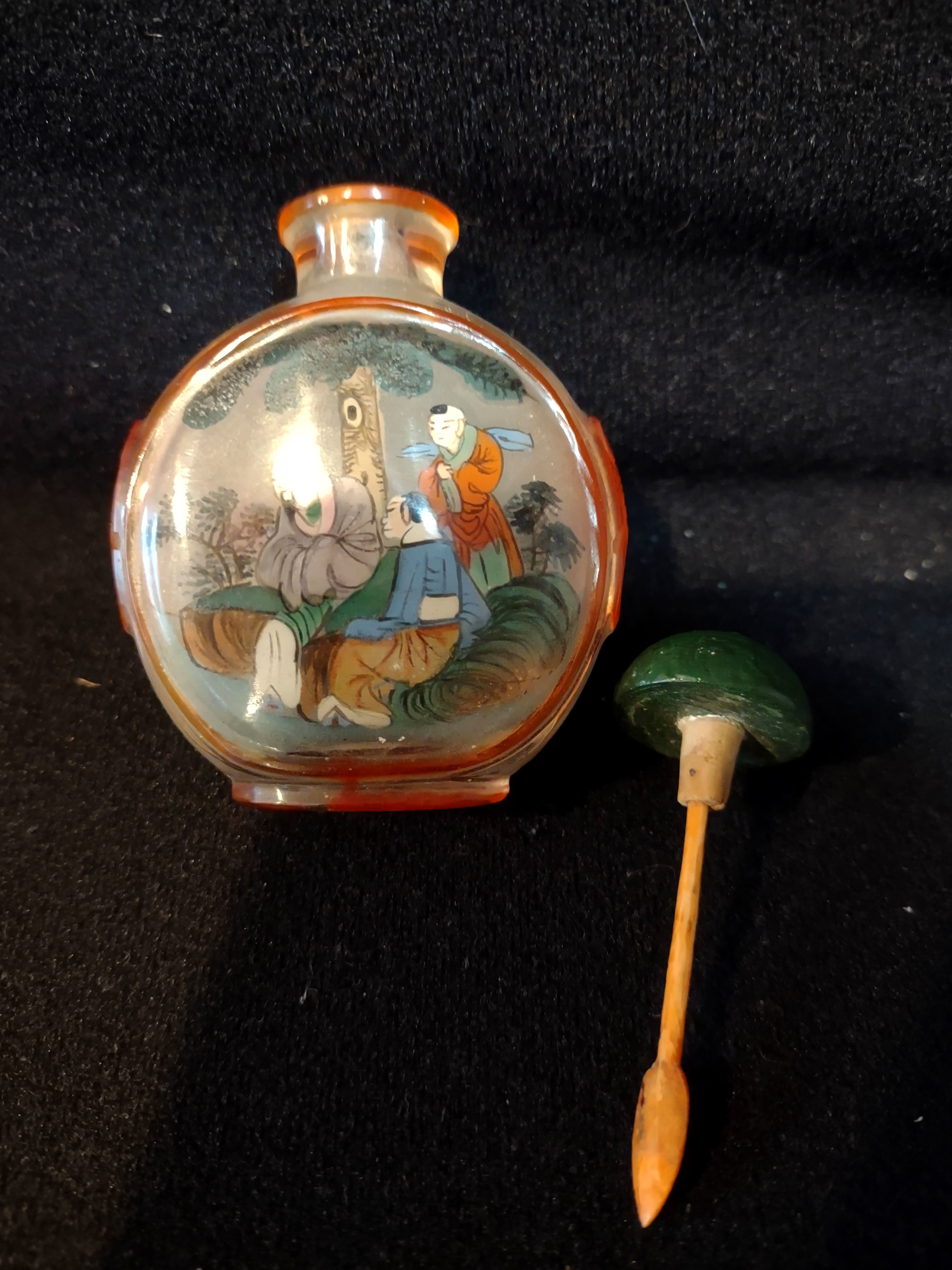 Vintage Chinese Inside Painted Snuff Bottle With Stopper (Lot 5345)