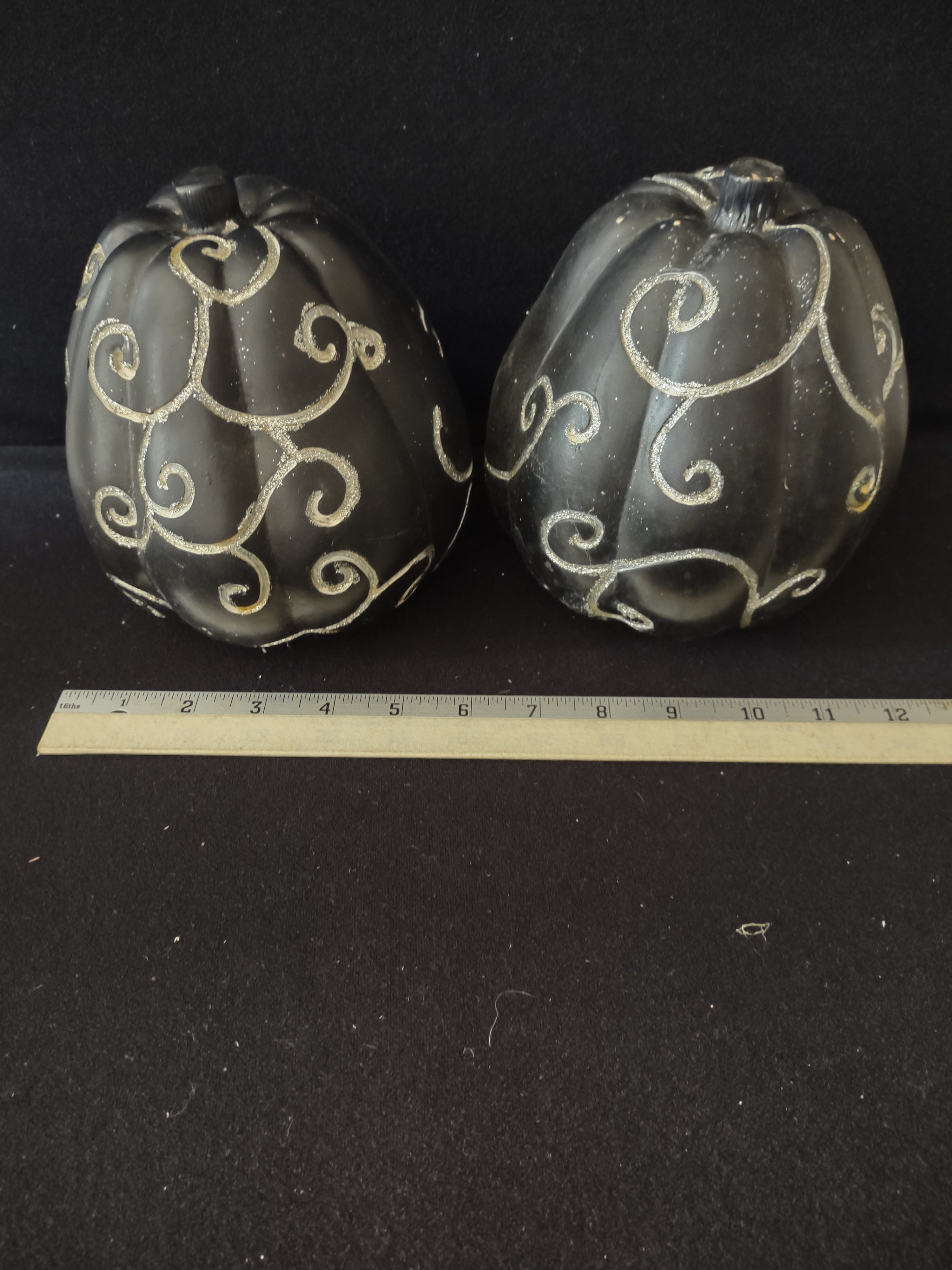 Halloween Resin Black Glitter Scroll 7" Pumpkin Set of 2 (Lot 3343)