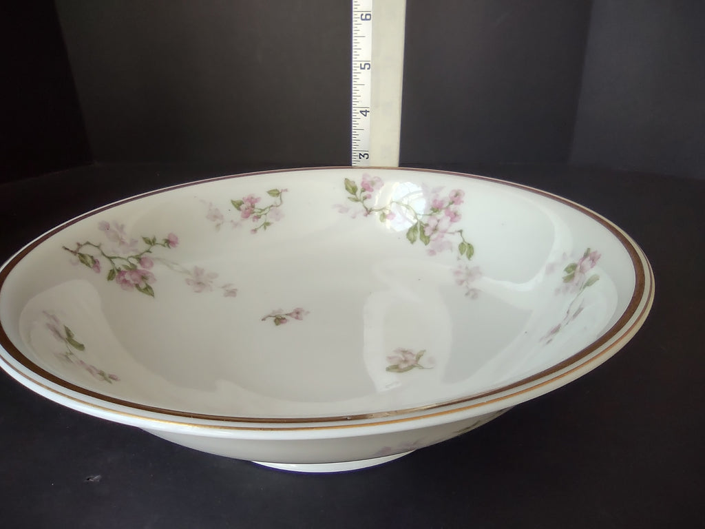 Haviland French Chic Limoges 9" Serving Bowl Gold Trim (lot 1089)