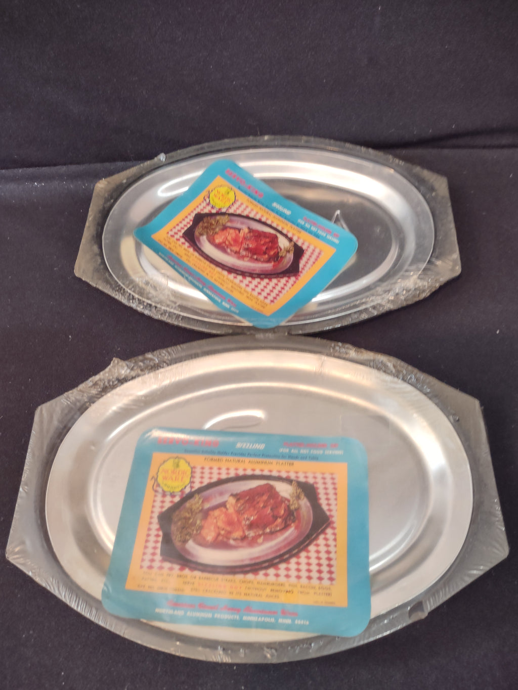 Nordic Ware Aluminum Steak & Fajita Platter Holder Set X 2 (Lot 3067)