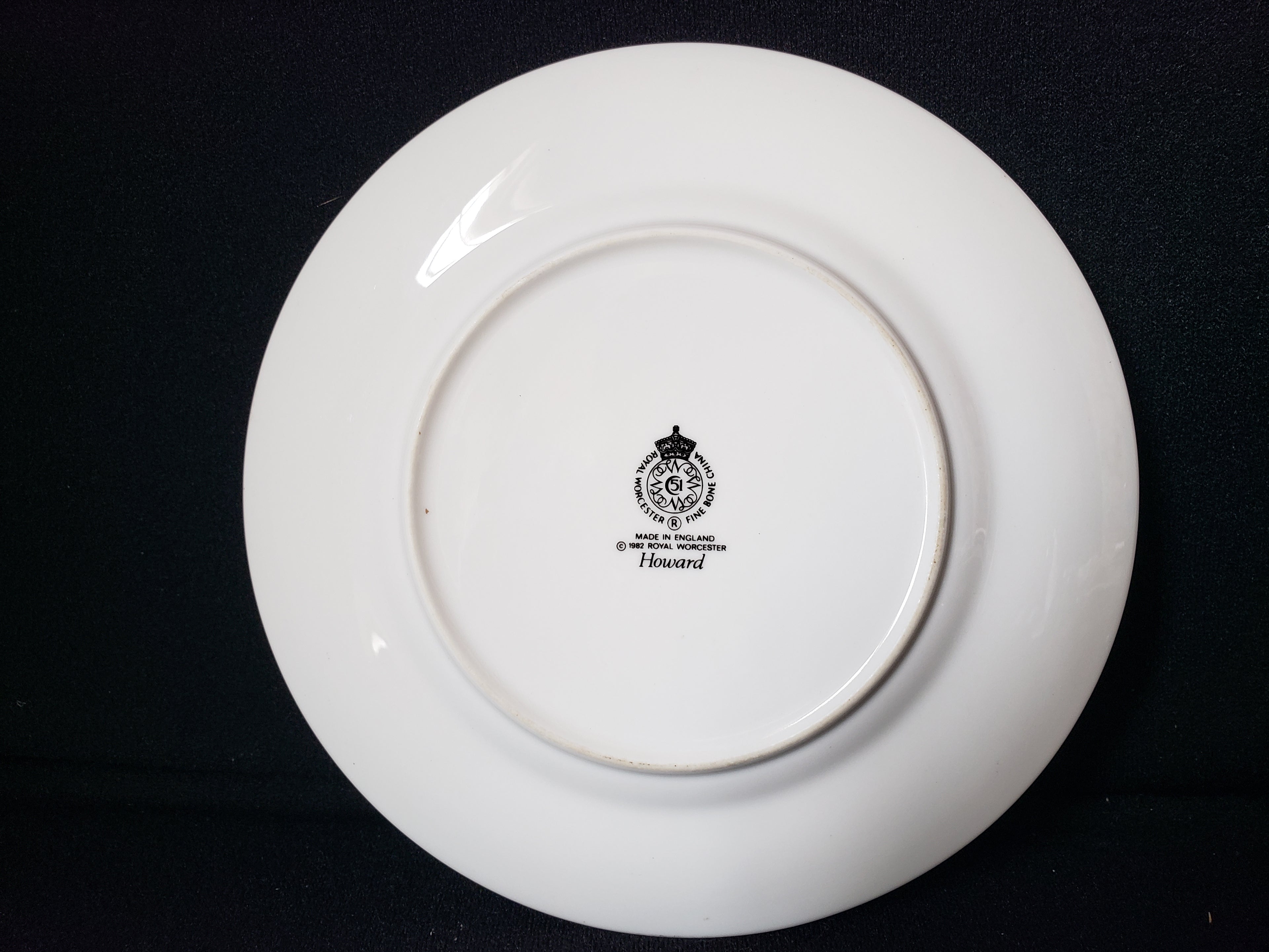 Vintage Royal Worcester Howard Bread or Dessert Plate 6" (lot 2104)