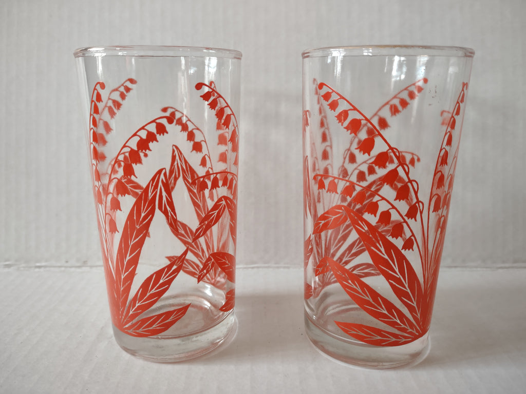 Vintage MCM Lilly of the Valley Red Drinking Tumbler Glass x 2 (lot 5163)