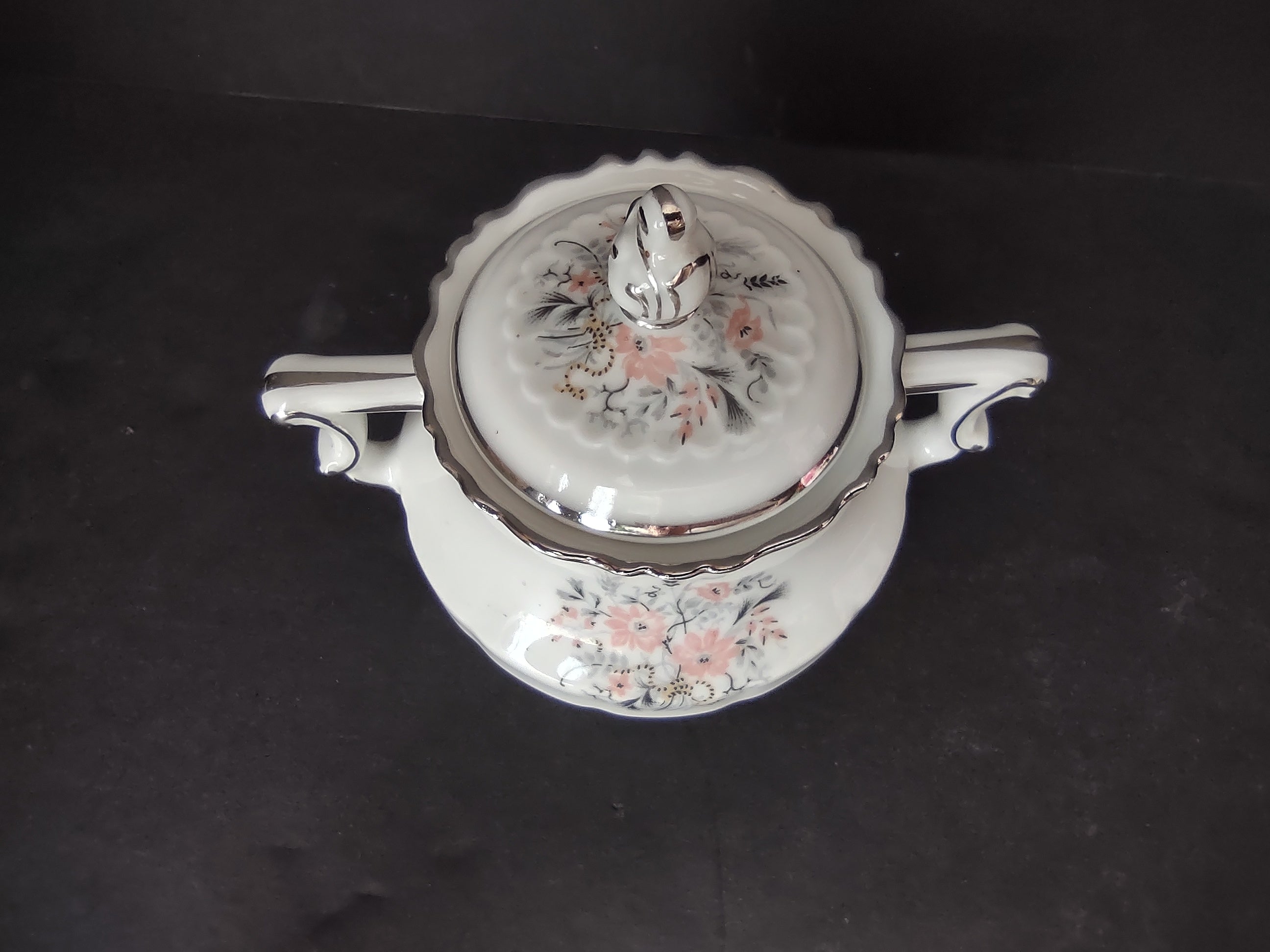 Haviland France Limoges Sugar Dish Floradora Platinum Trim (lot 977)