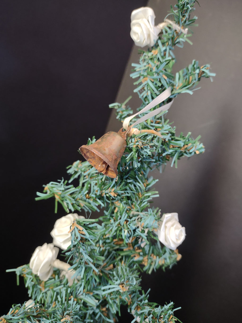 Lot of 3 Christmas Trees 20" Victorian Rose Bells (lot 1567)