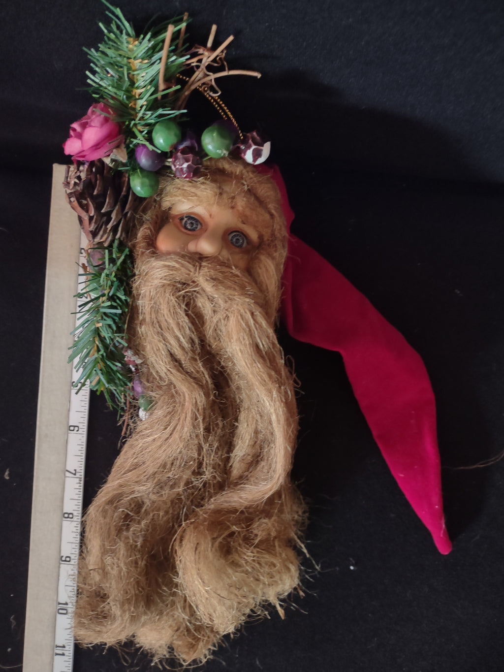 Primitive Rustic Christmas Old World St. Nicholas Wall Door Decoration (Lot 4517