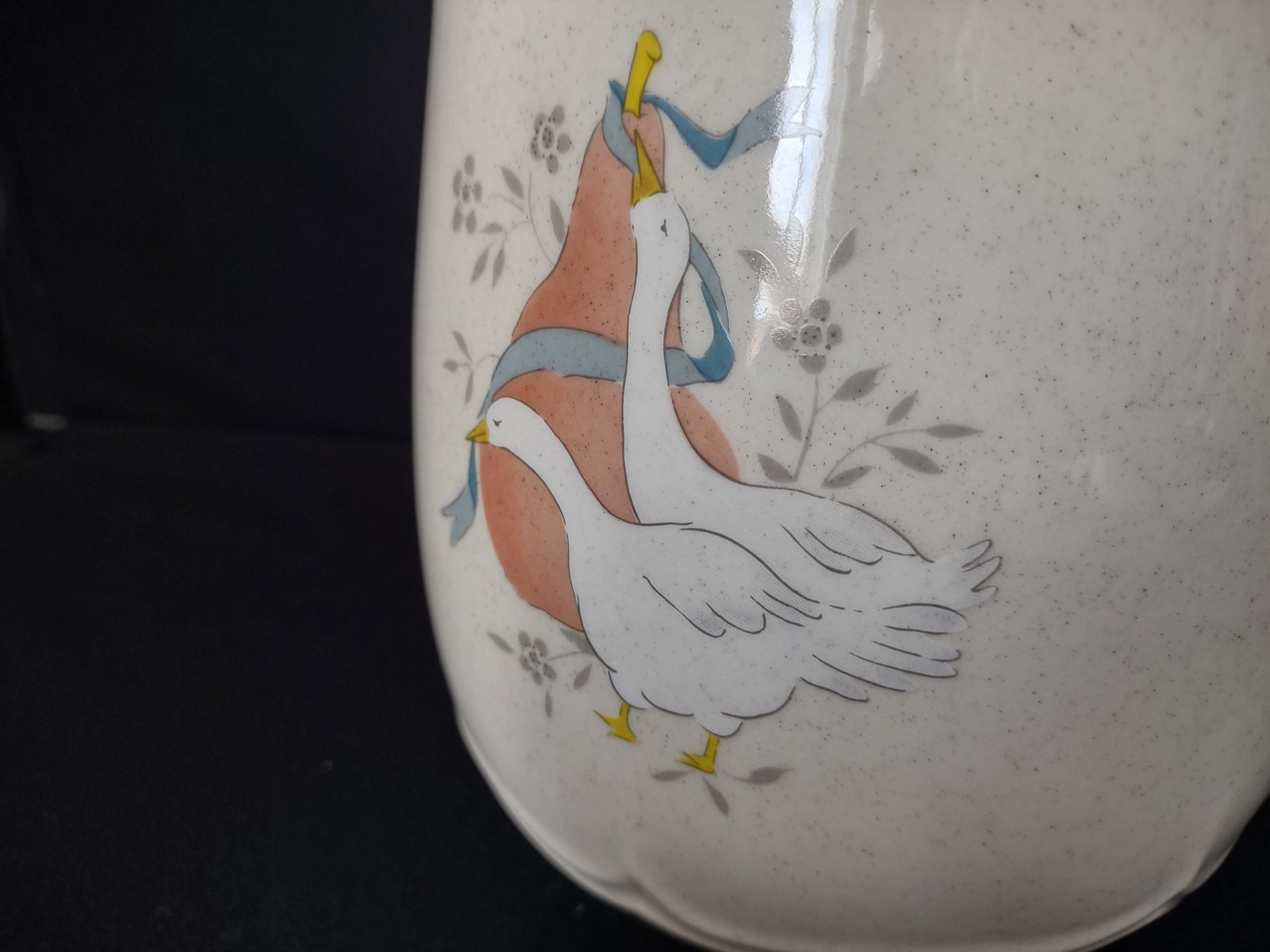 Vintage Ceramic Marmalade Pitcher Geese Duck Pear Ribbon Ice Lip (lot 2818c)