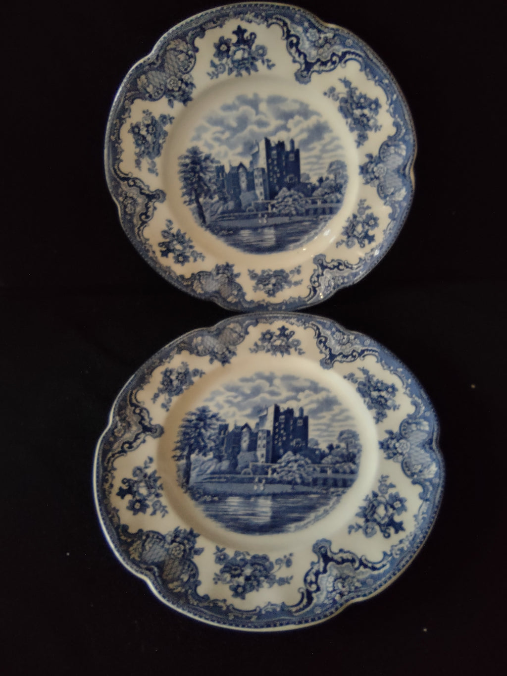 Vintage Johnson Bros Dinner Plate Old Britain Castles Blarney Castle x2 (Lot5567