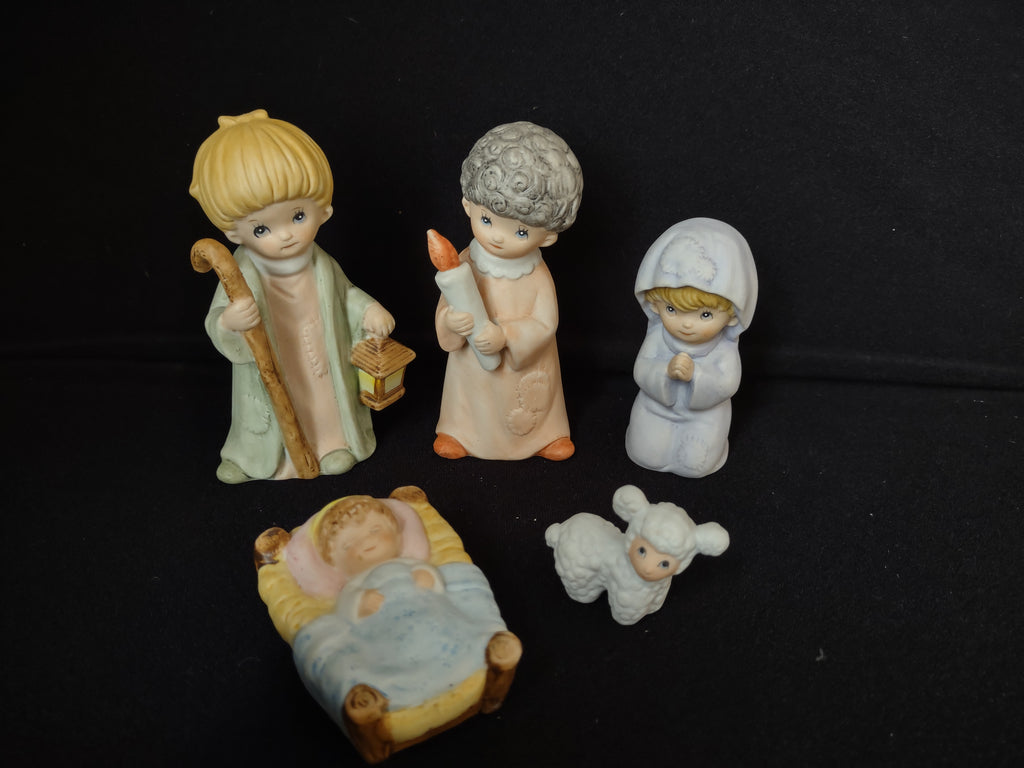 Vintage Homco Home Interiors Childrens Porcelain Pastel Nativity Set (lot 2427)