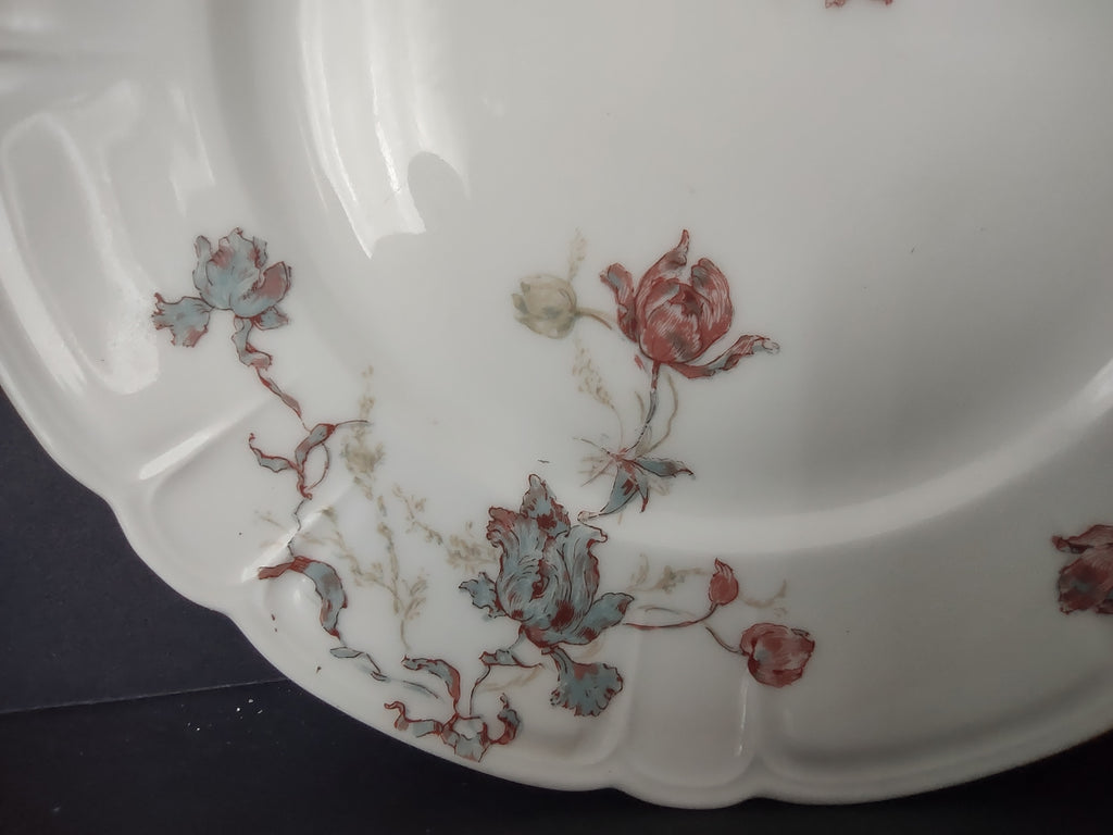 Antique 1889 Haviland Limoges Blue Red Flower Dessert/Salad Plate (lot 948)