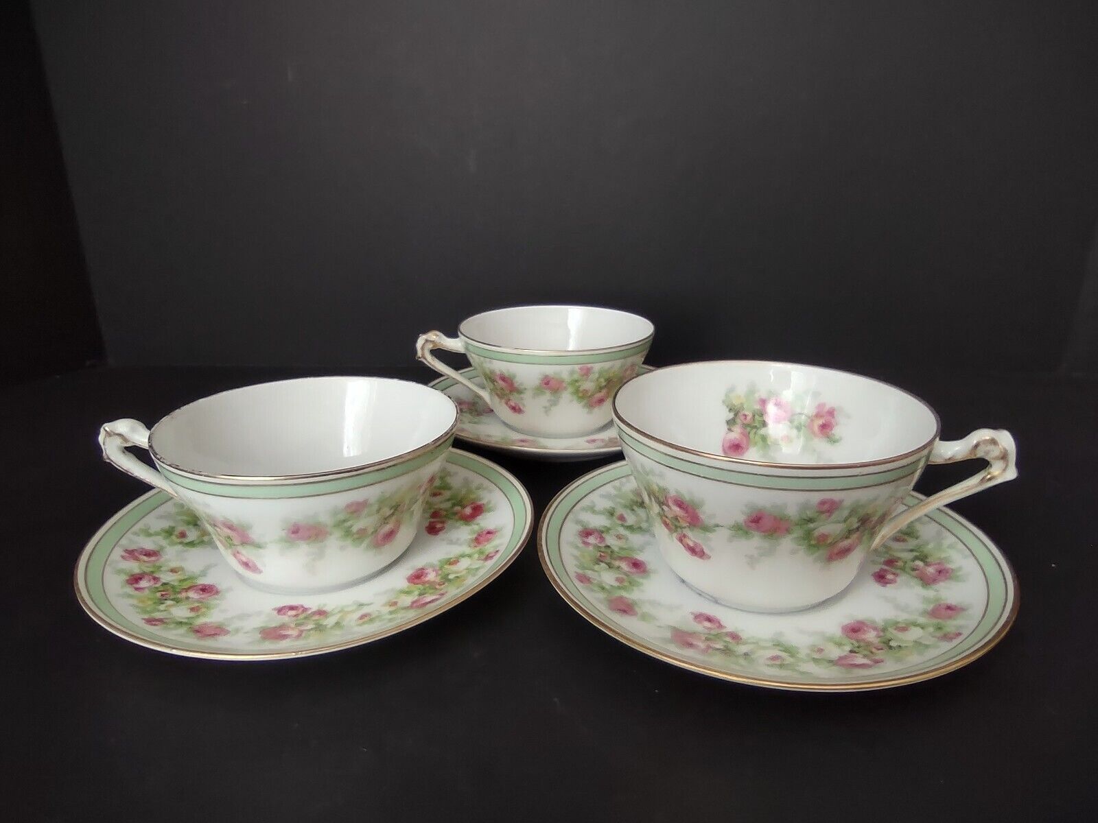Coronet Limoges France 3 x Tea Cup Mint Band Gold Trim Pink Rose (lot 548)