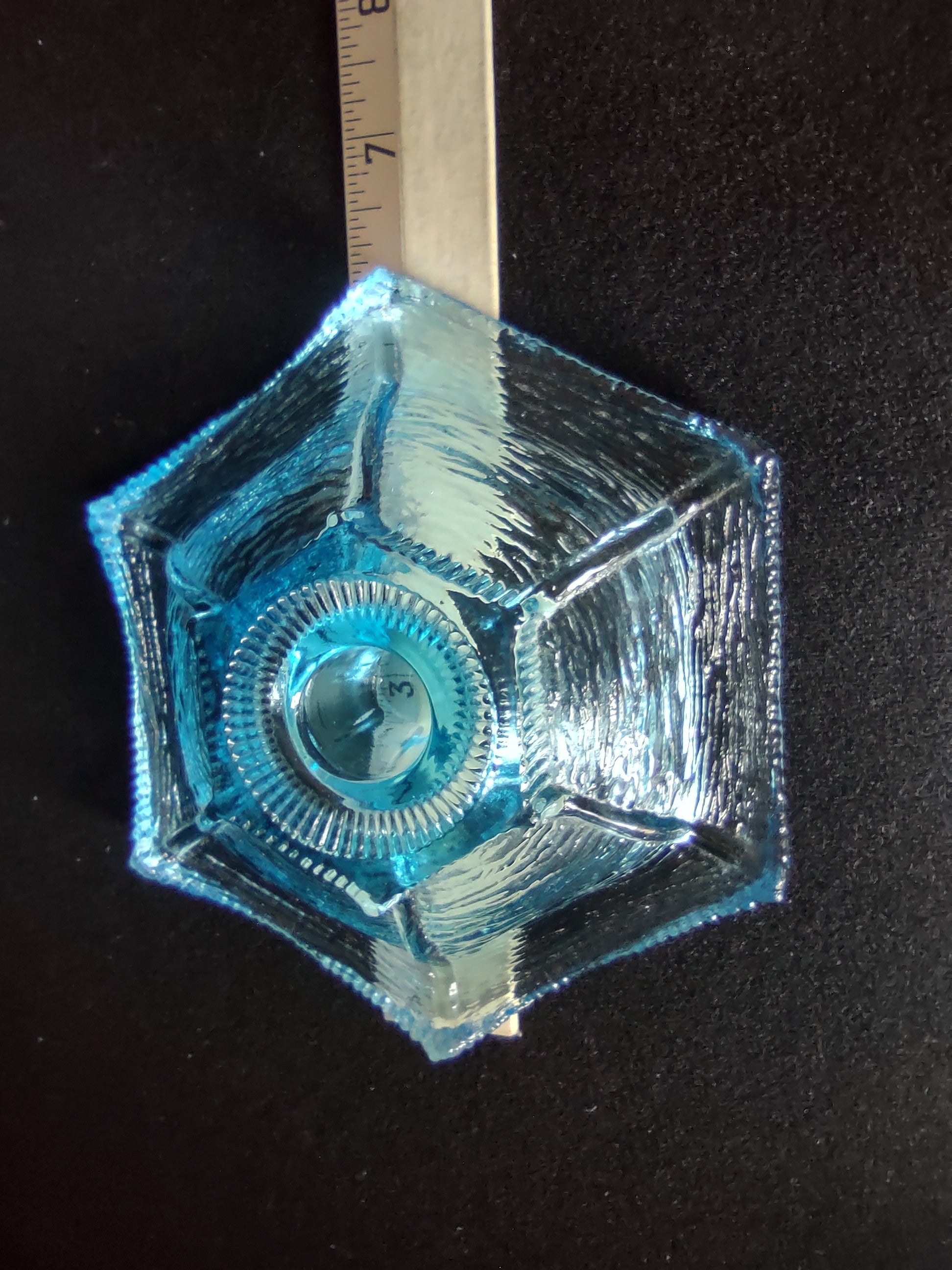 Vintage LE Smith Glass Ocean Blue Beach Candlestick Holder (lot 2775c)