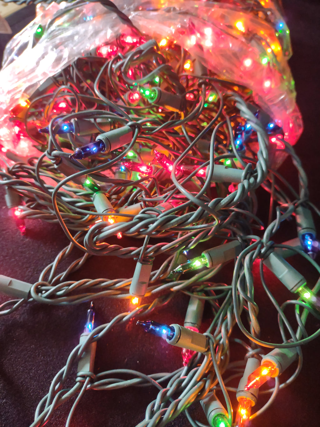 Christmas Multicolor 200 Mini Net Lights (Lot 4327)