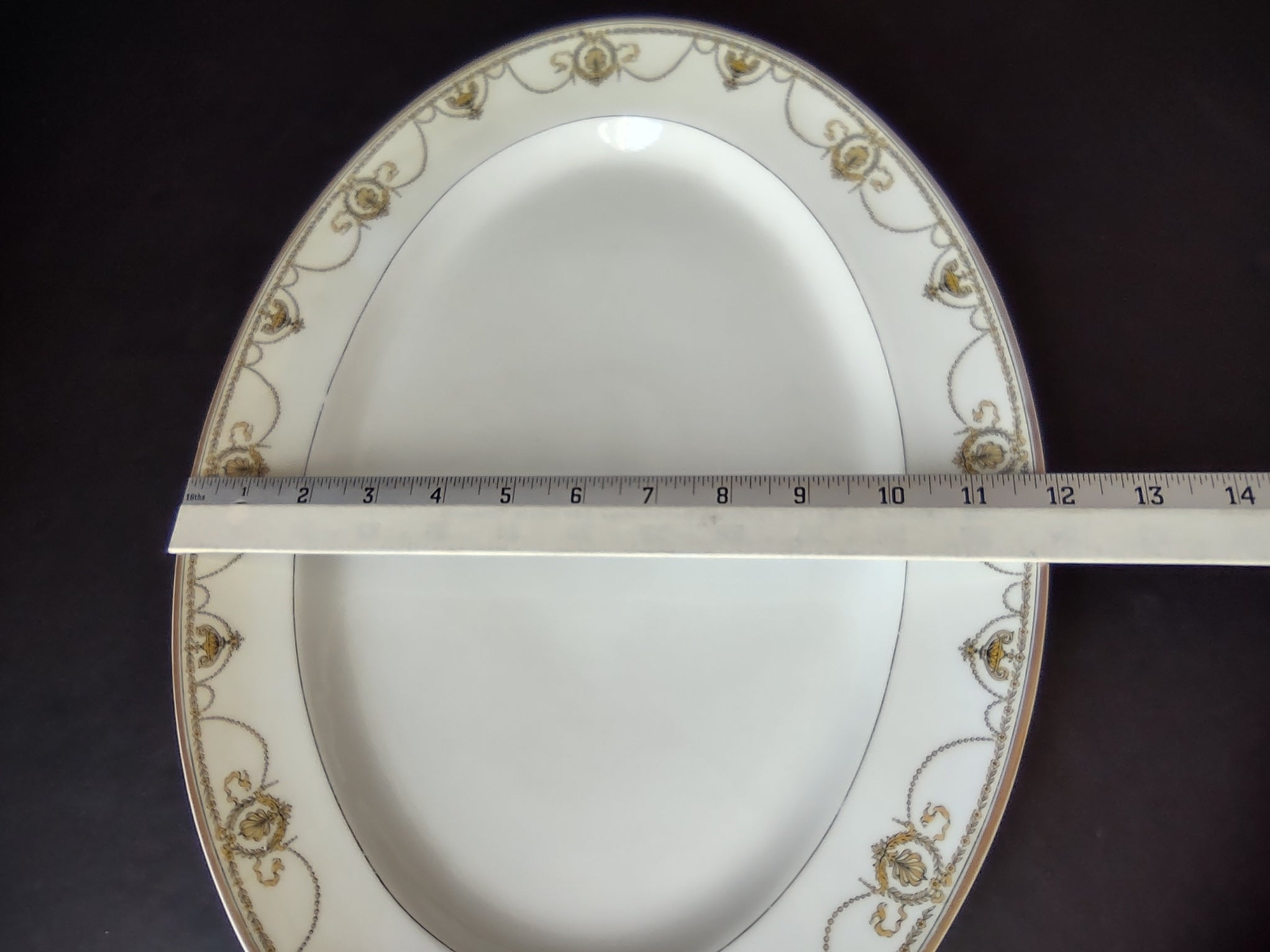 Haviland Limoges Pilgrin Eugenie Serving Platter Yellow Laurel Swag (lot 944)