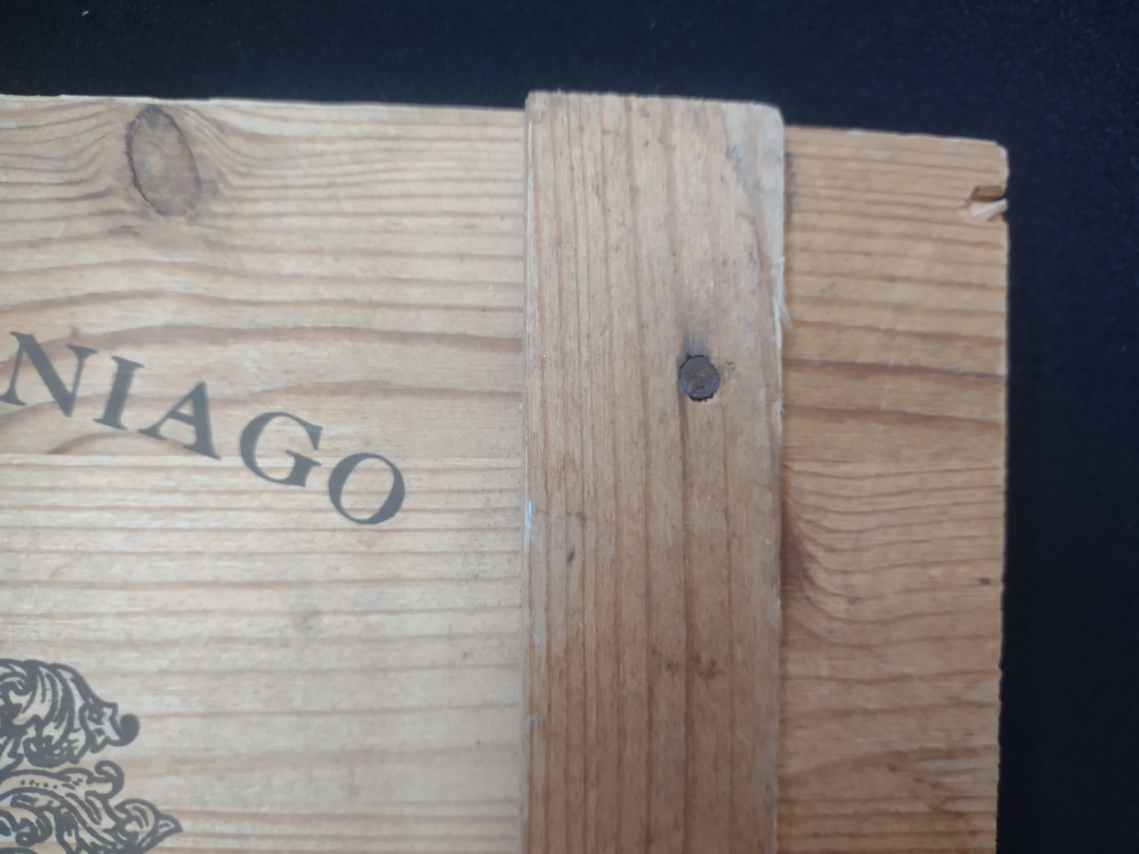 Conte d'Attimis-Maniago Wooden Wine Sign Wall Art 13"x 10-1/2"(lot 2660c)