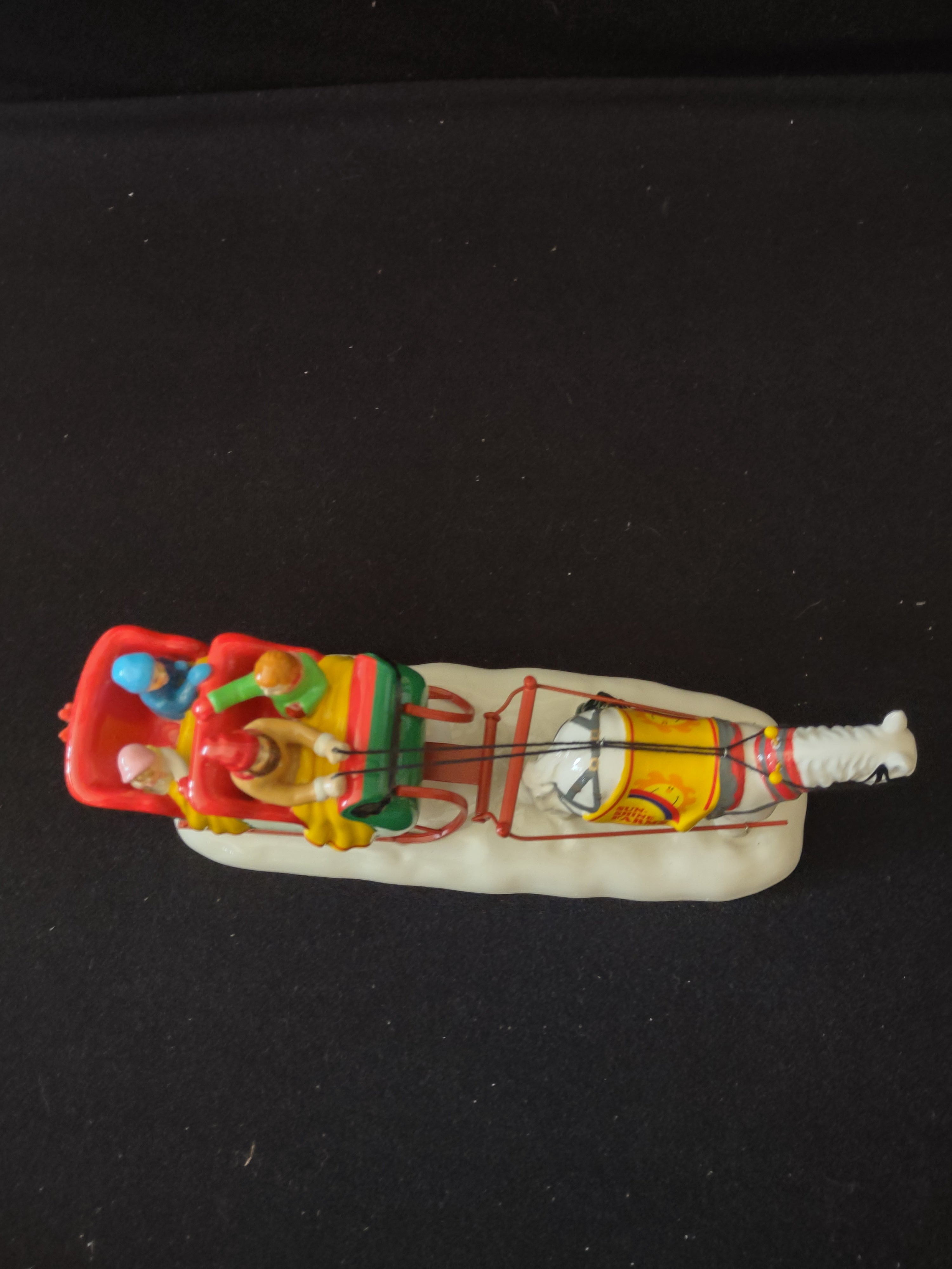 Department 56 Snow Village Sleigh Ride A Holiday Sleigh Ride Together (Lot 3275)