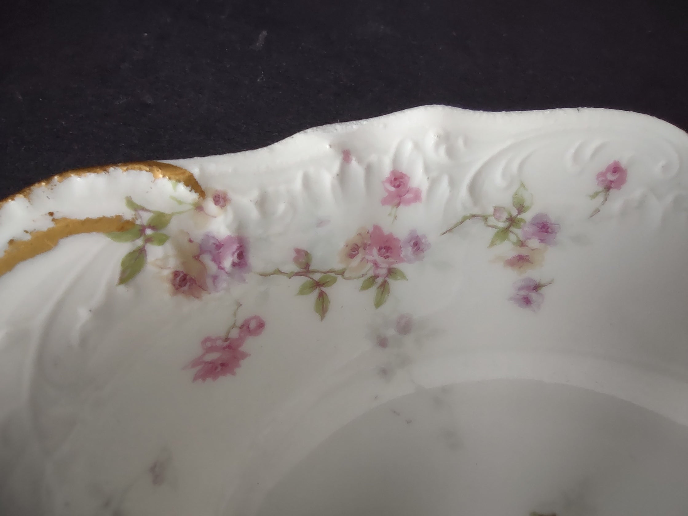 Haviland Limoges Serving Vegetable Bowl Pink Purple Yellow Rose (lot 849)