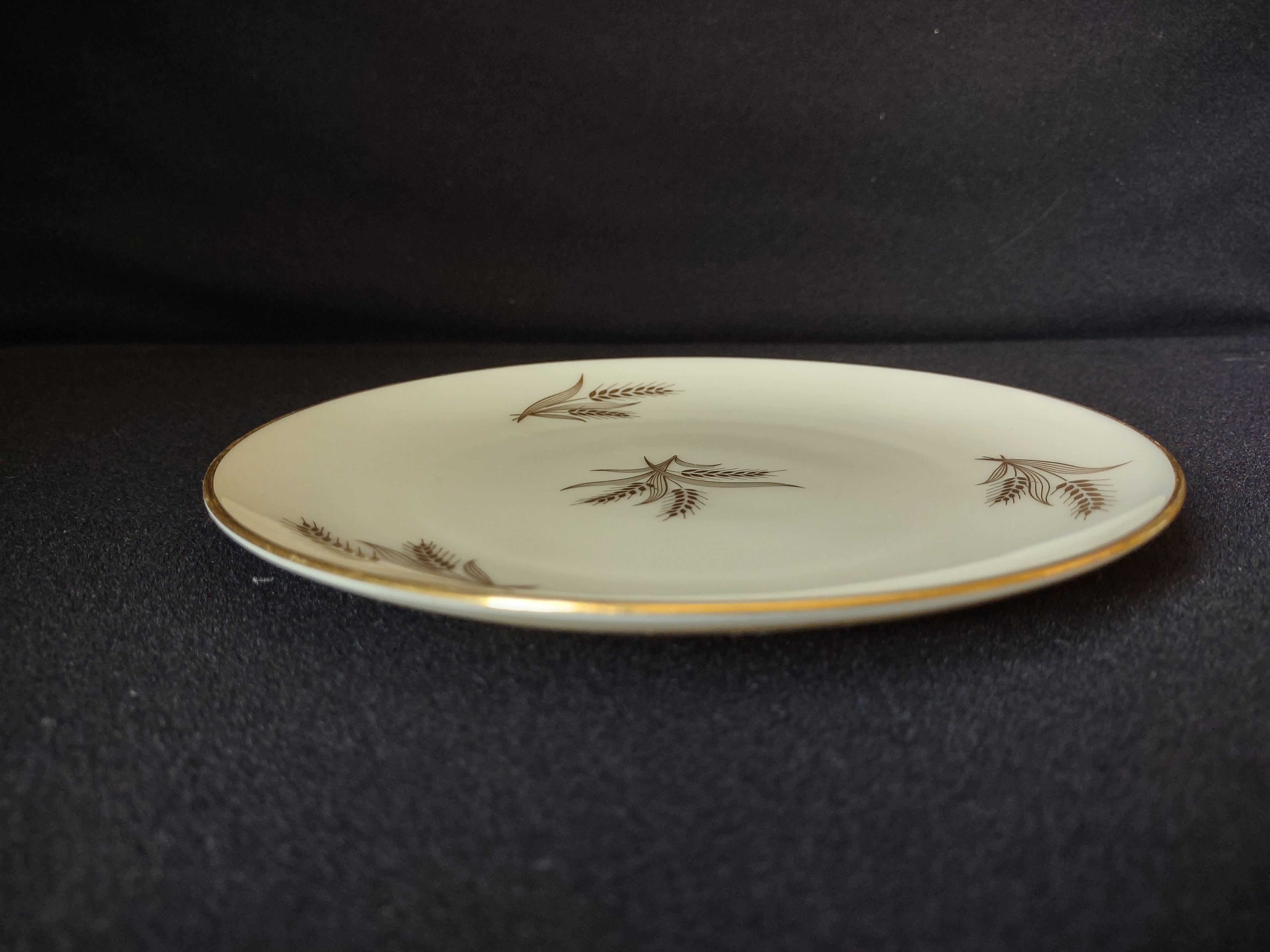 Vintage Lenox Harvest R-441 Dessert Plate 7" (lot 1888)