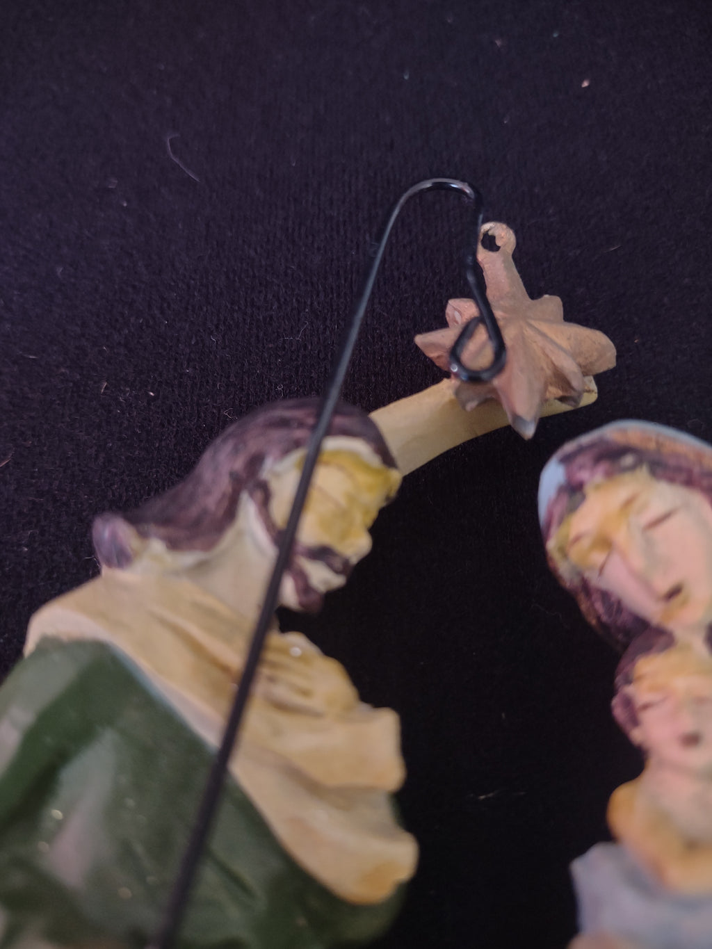 Holy Family Nativity Christmas Ornament Mary Joseph Baby Jesus Star (Lot 4561)