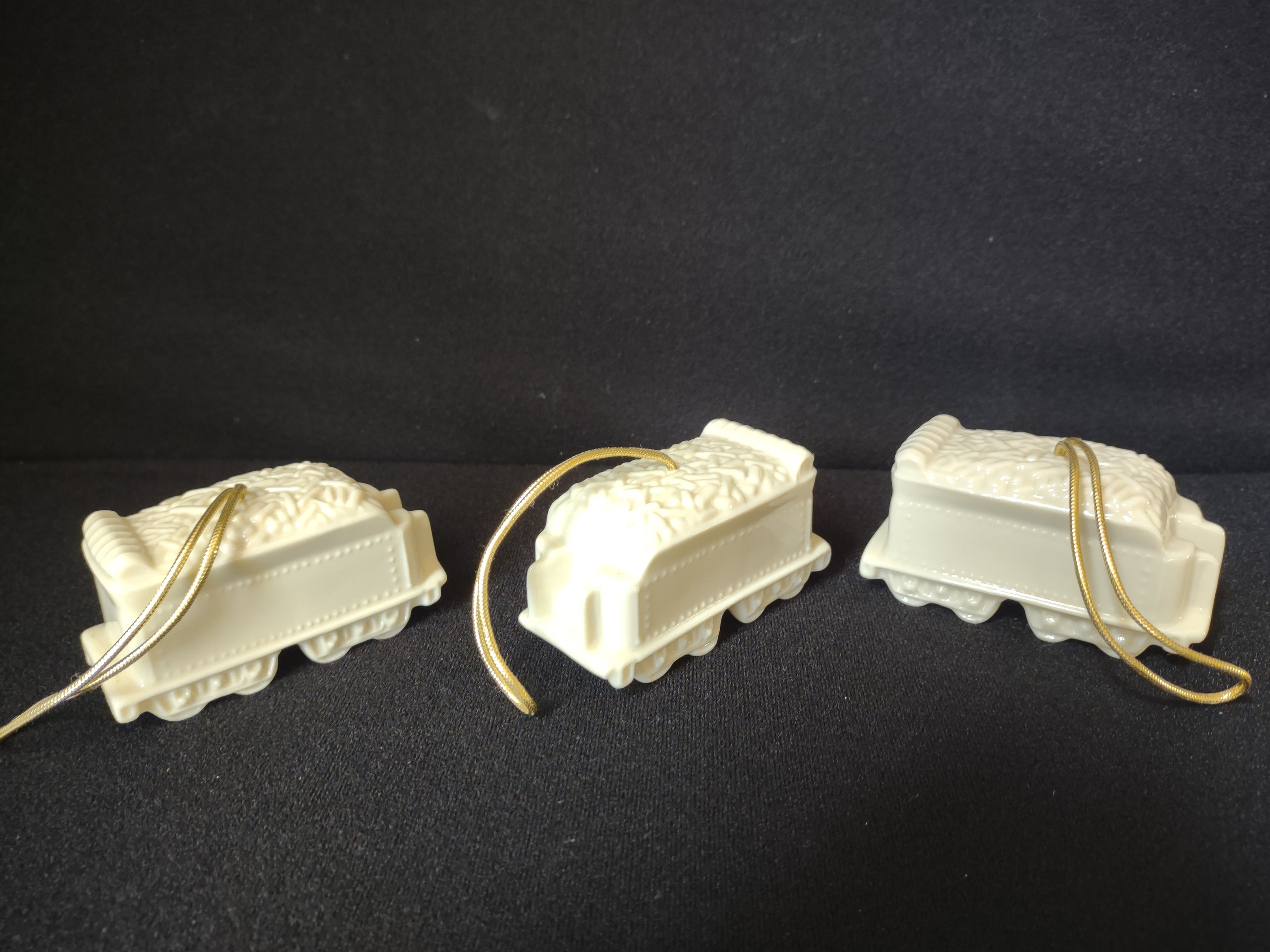 Lenox Set of 3 Train Christmas Ornament (lot 1655)
