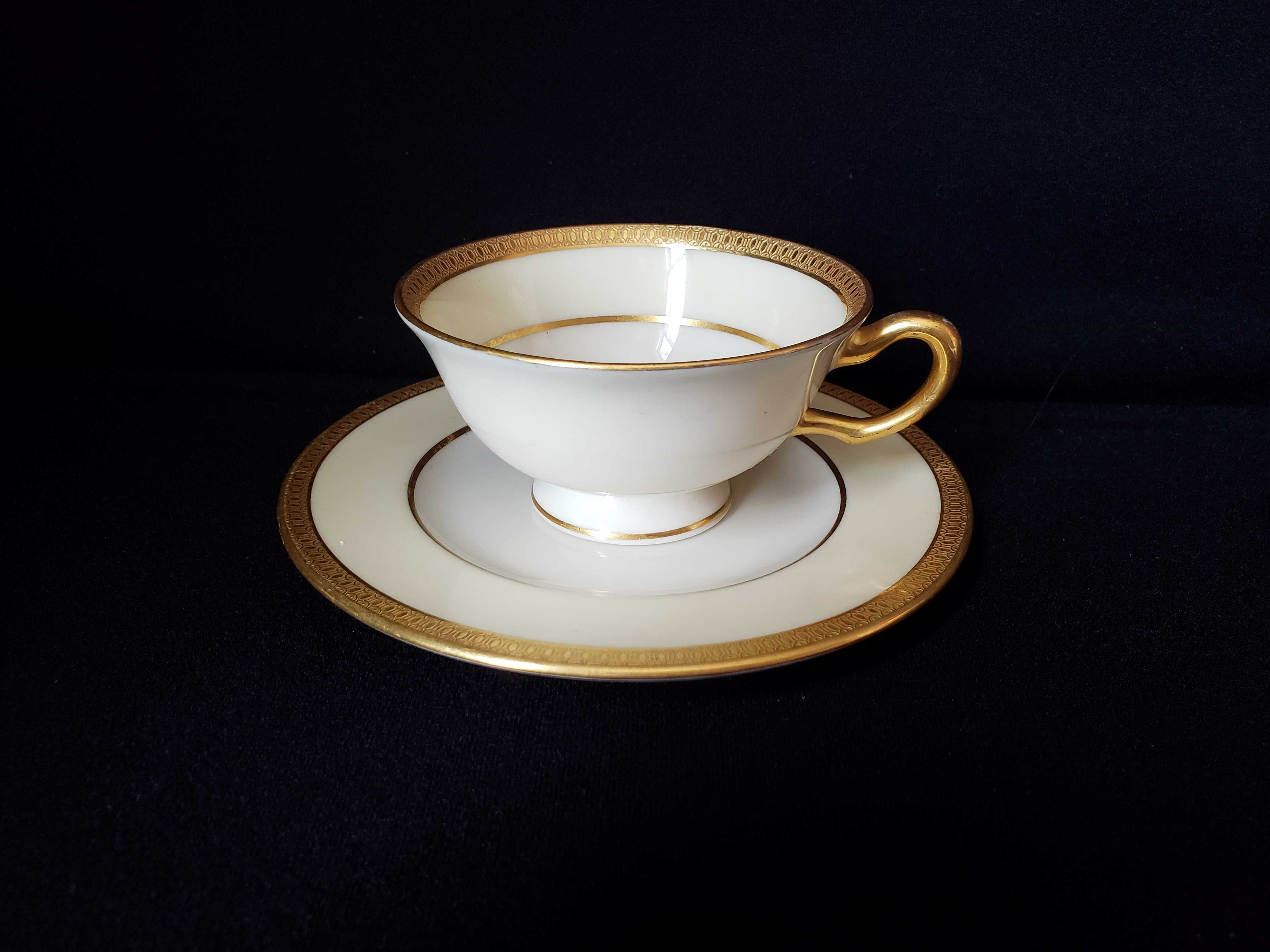 Vintage Lenox Springfield Tea Cup with Liner (lot 1926)