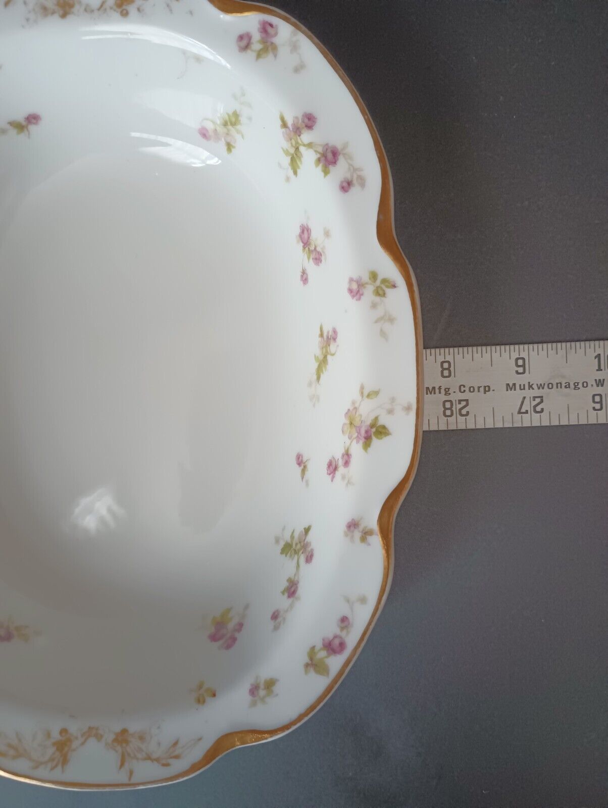 Haviland Limoges Set Two Serving Platters & Vegetable Bowl Gold Trim (lot 371)