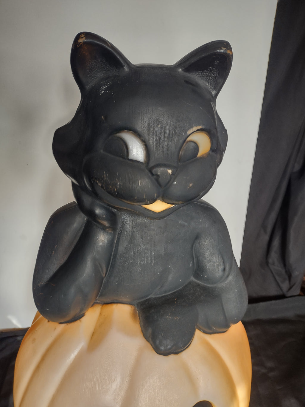 Vintage Black Cat on Pumpkin Halloween Blow Mold 34” (lot 3258j)