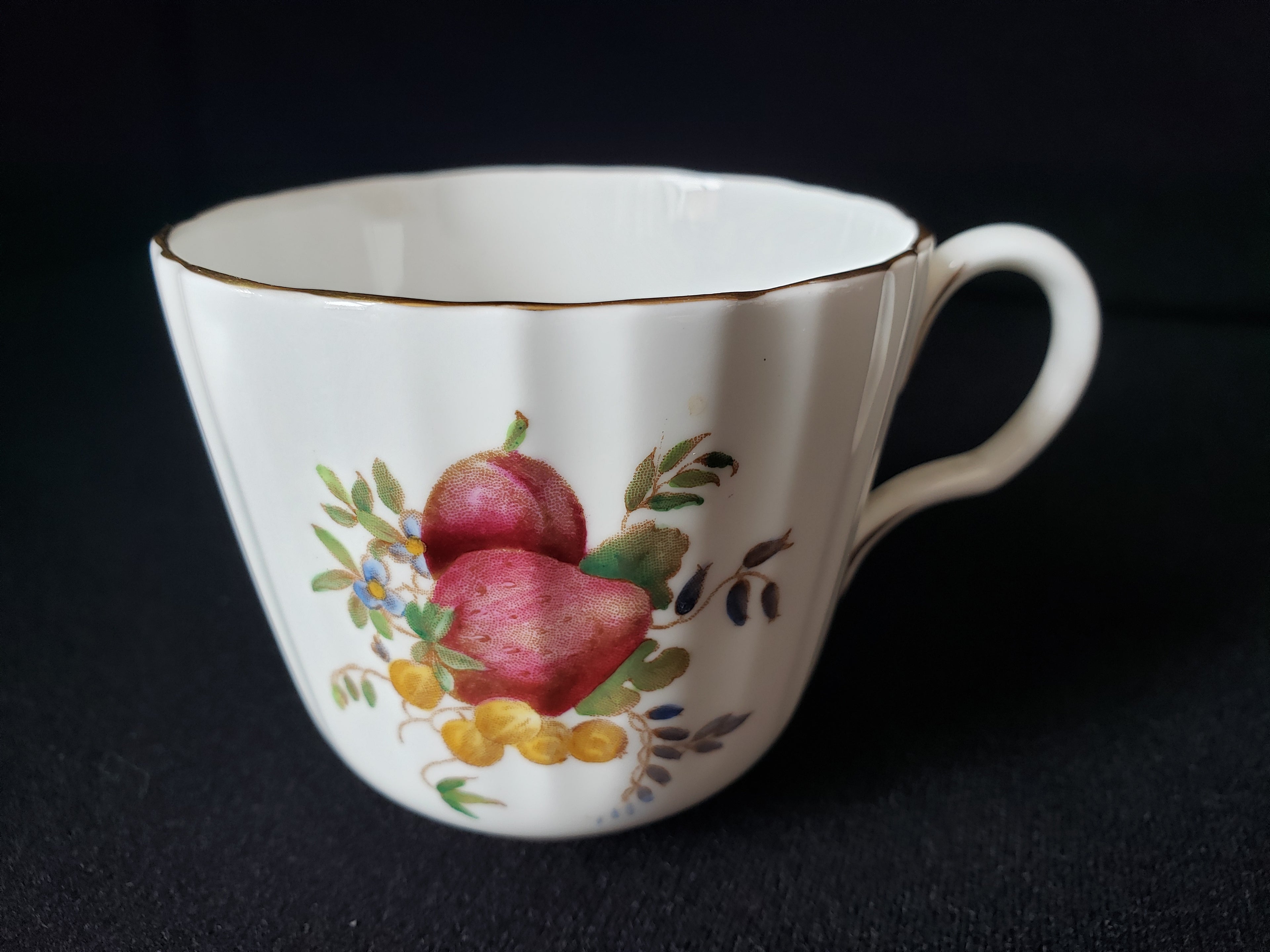 Vintage Royal Worcester Delecta Tea Cup ONLY (lot 2061)