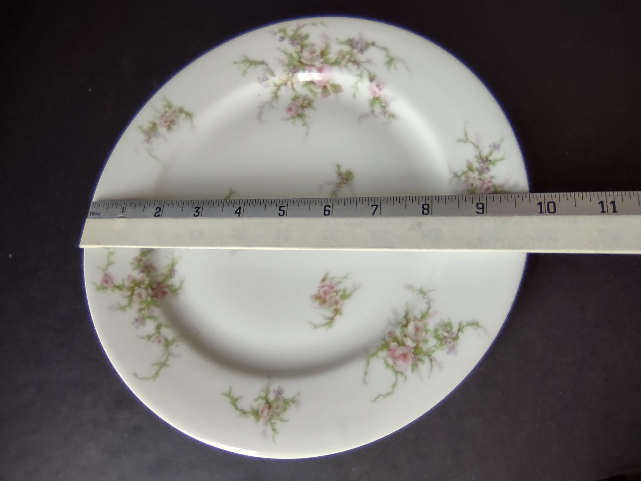 Haviland Limoges Dinner Plate 9-3/4" Pink White Cabbage Rose Moss (lot 909)