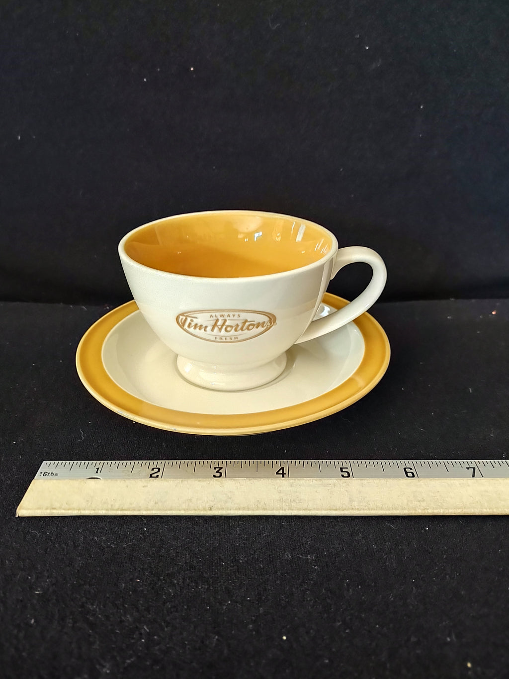 Vintage Tim Horton Always Fresh Cream Gold Coffee Cup Saucer Set (Lot 3887)