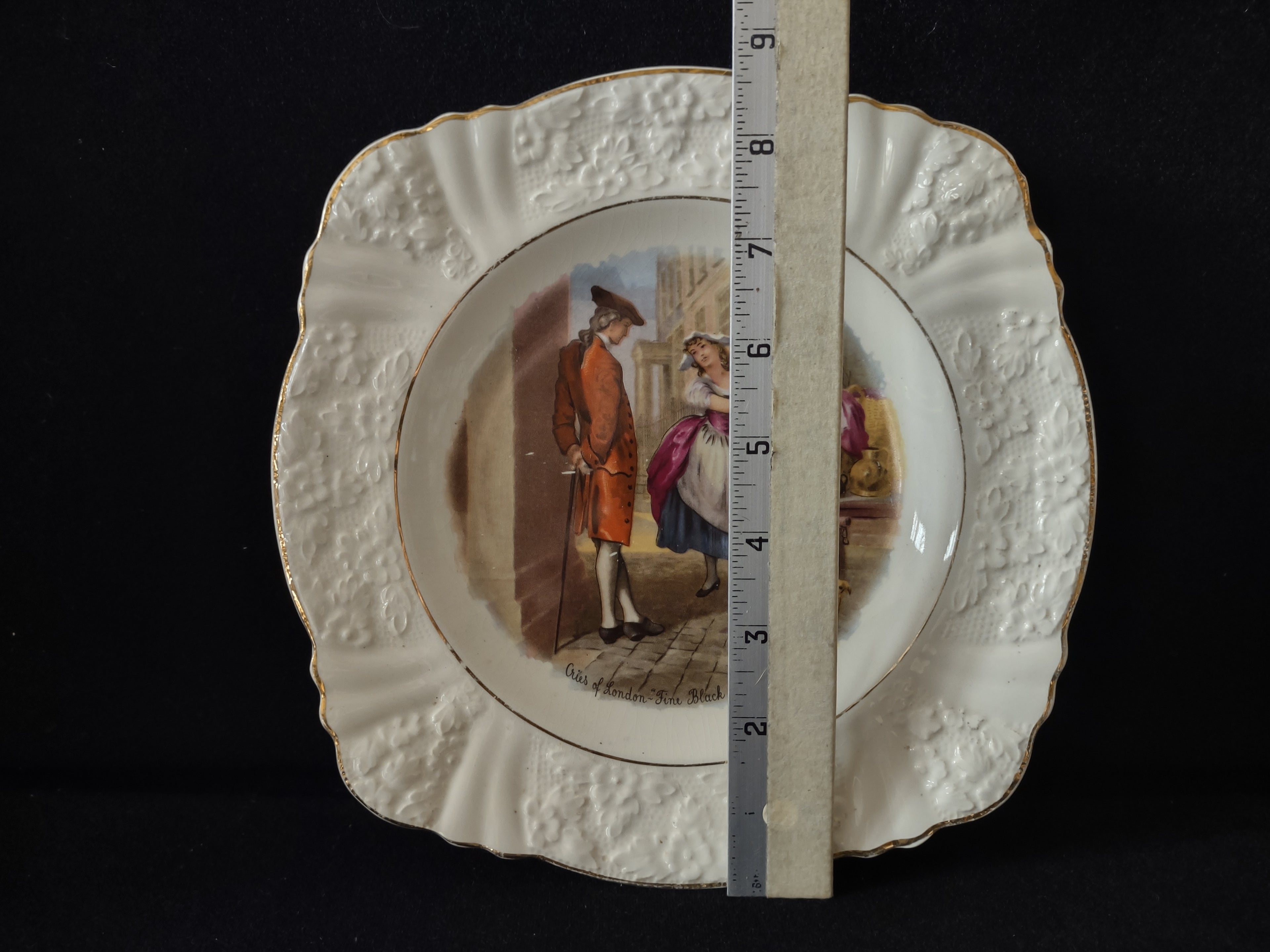 Vintage English Meakin Cries of England Black Cherries Plate (lot 5823)