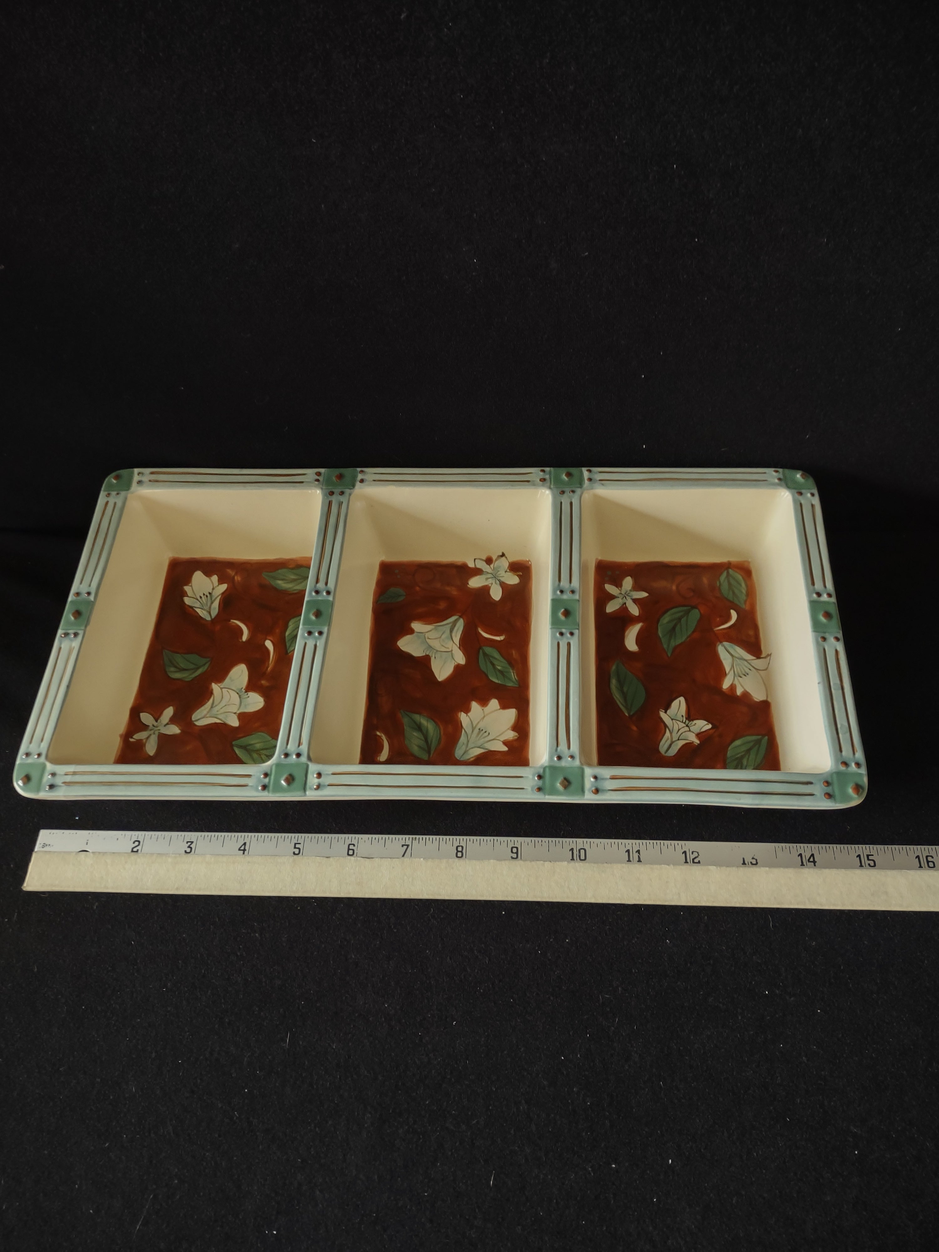 Vintage Pfaltzgraff Mission Flower 3 Divided Rectangular Serving Dish (Lot 5291)