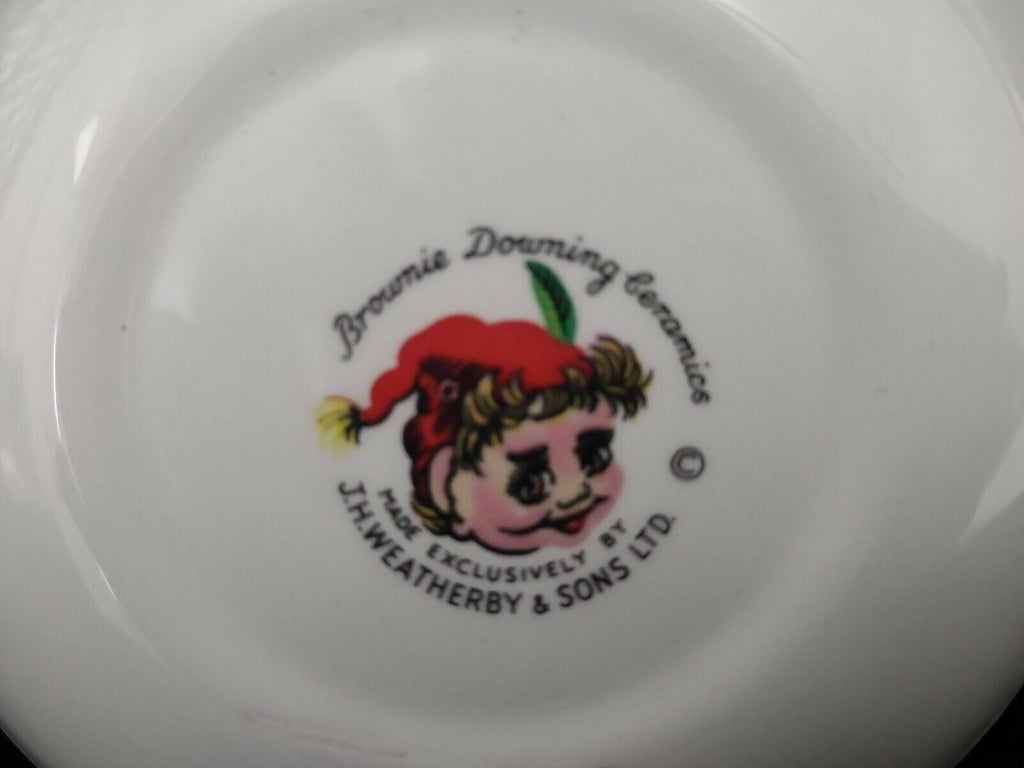 031 Collectible Brownie Downing J.H. Weatherby & Sons Frae Bonnie Scotland Plate