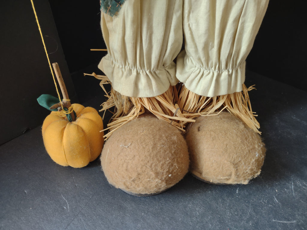 Halloween Fall 25" Country Lace Scarecrow Standing (lot 3078j)