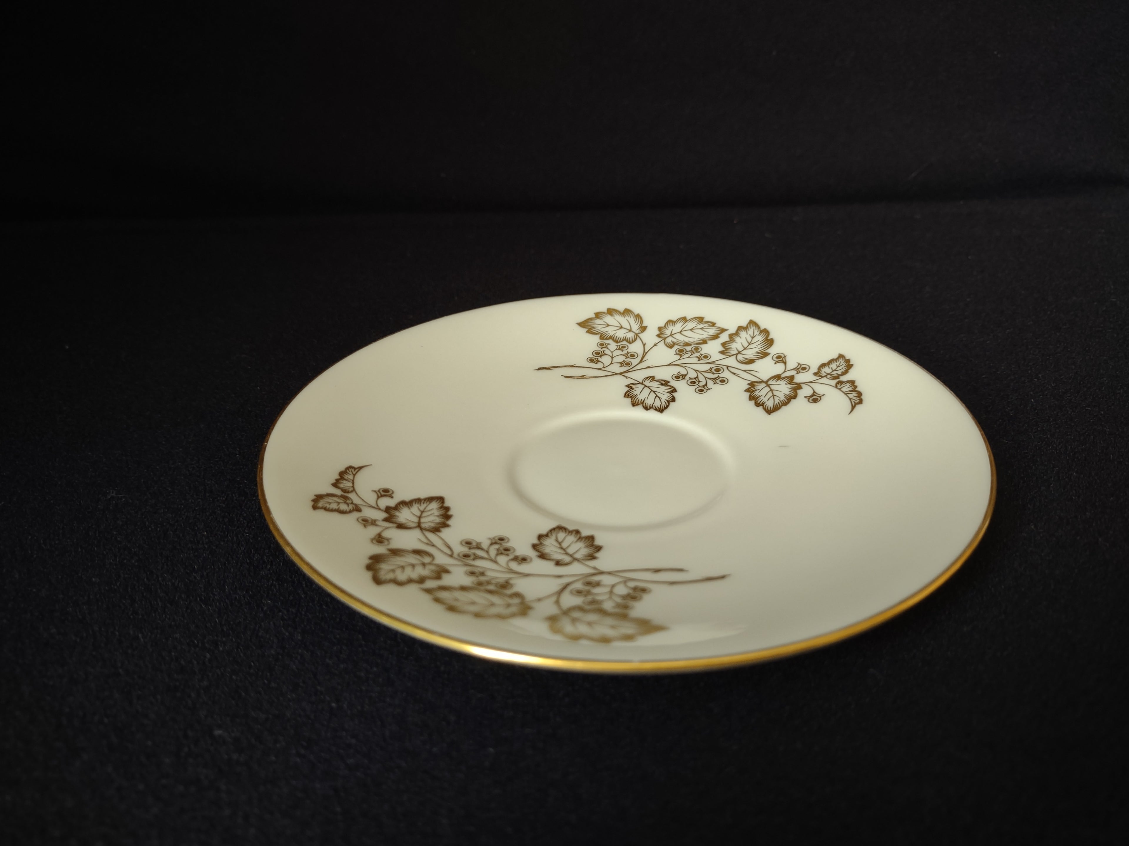 Vintage Lenox T-426 Saucer ONLY (lot 1900)