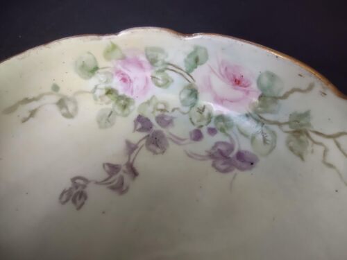 lot 757 Unmarked Footed Serving Bowl Roses