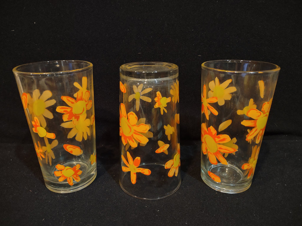 Vintage MCM Drinking Glass x 3 Indonesia Orange Flowers (lot 5160)