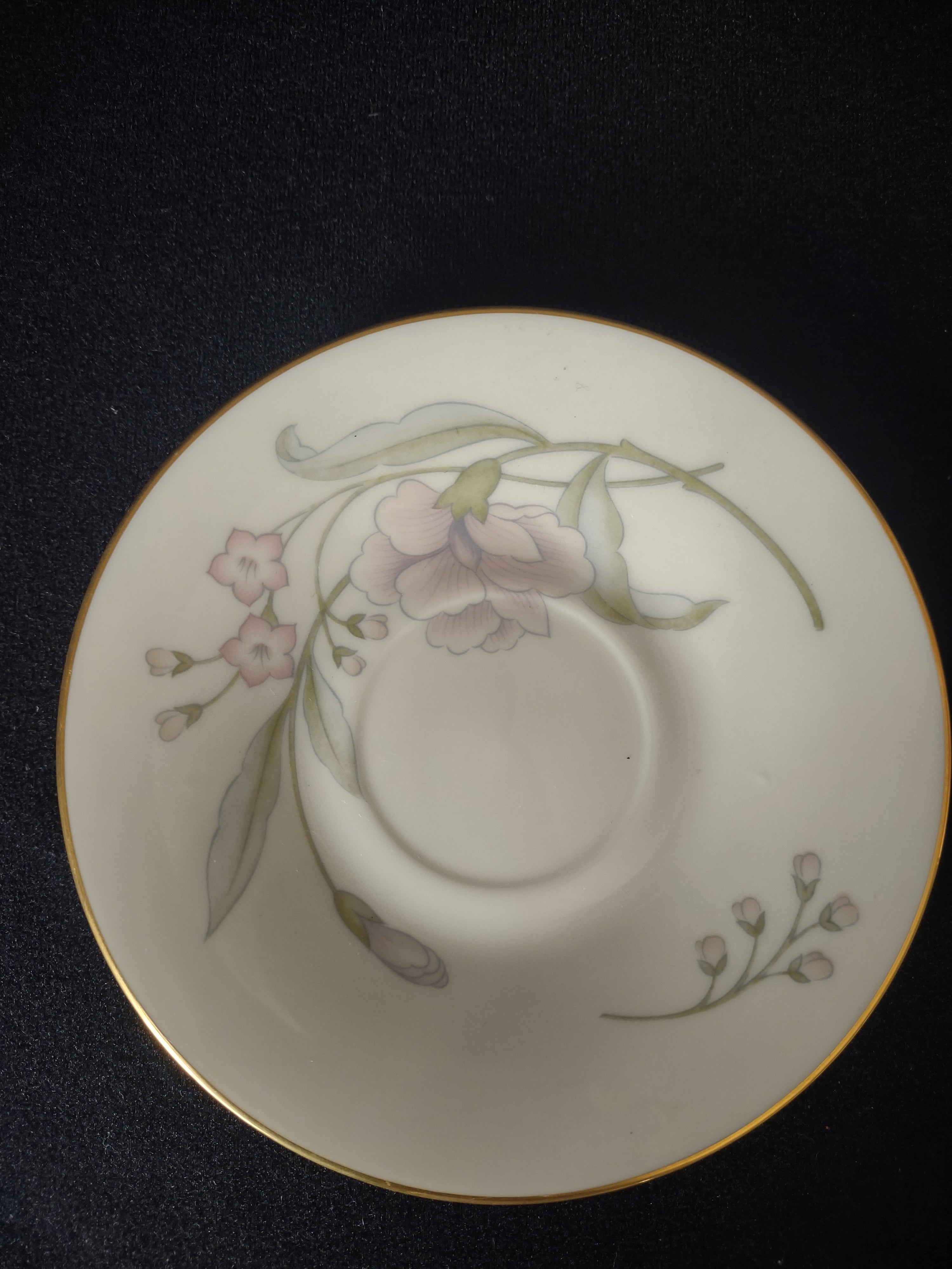 Vintage Lenox Heirless Saucer ONLY (lot 1875)