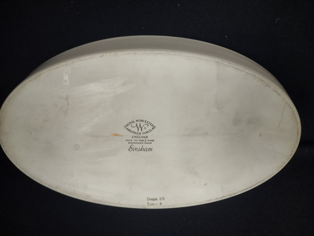 Royal Worcester Evesham 12" Oval Baking Dish Oven to Table (lot 2769)
