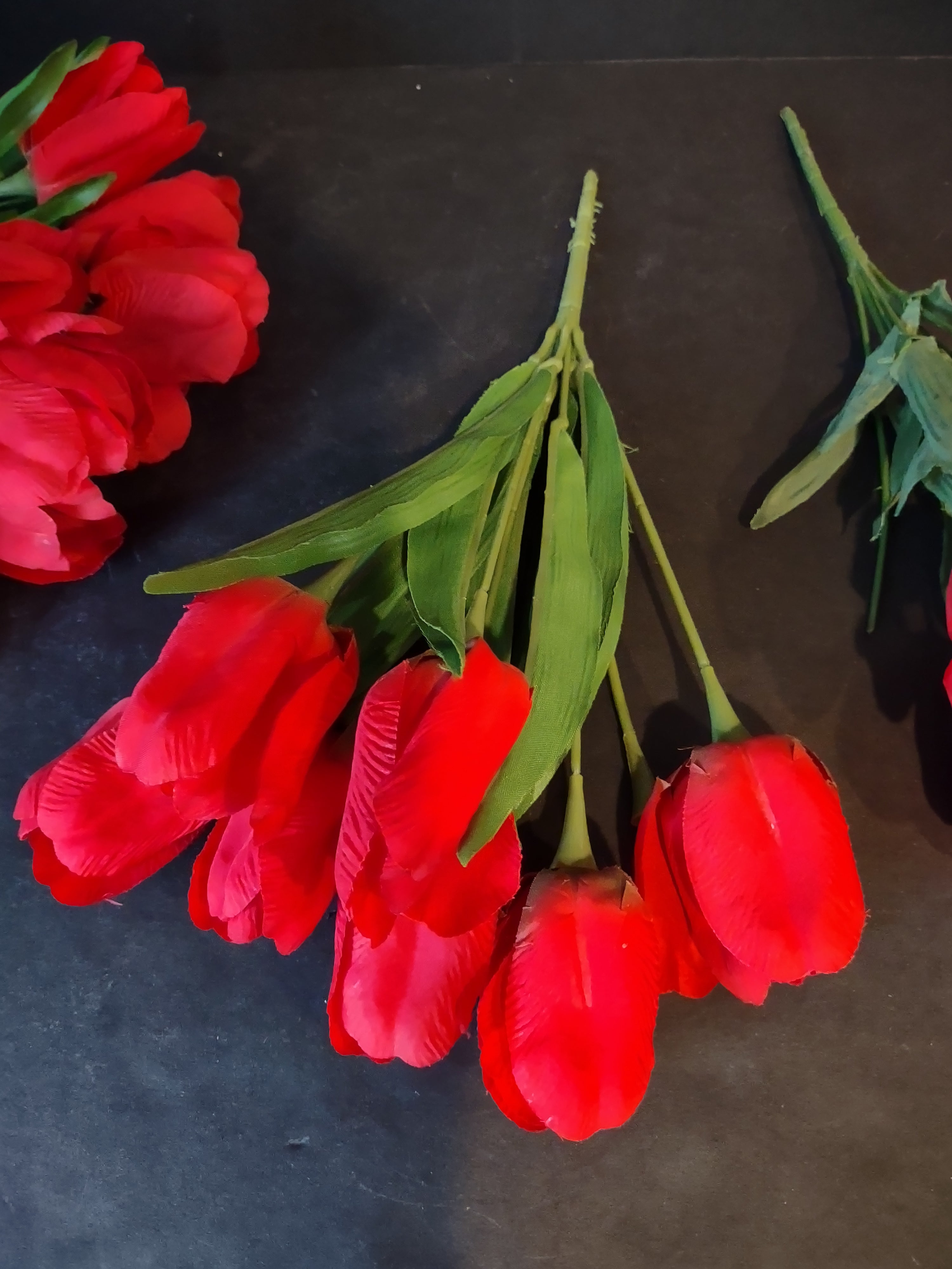 Artificial Tulip Red Flower 6 x Twig 12" Long (lot 5349)