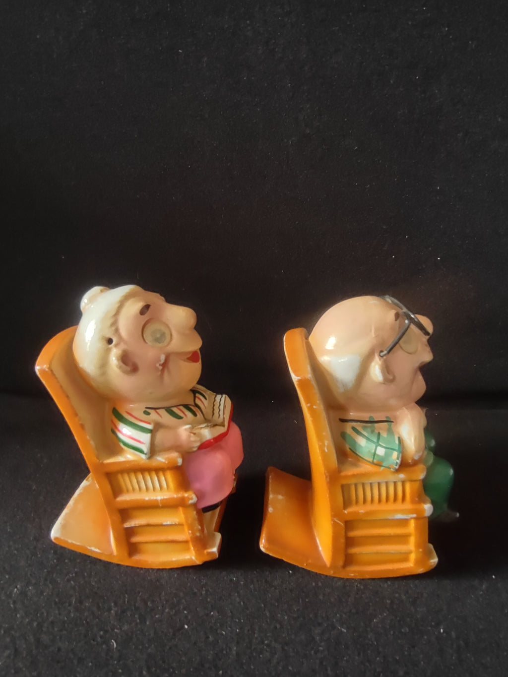 Vintage Lefton Salt Pepper Grandmother Grandfather Retirement Fund (Lot 5237)