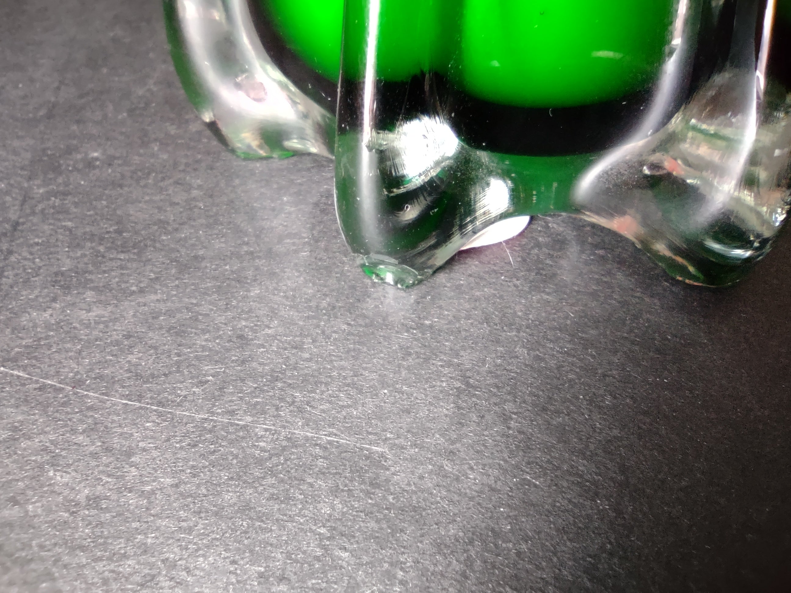 Vintage Handblown Jack in Pulpit Bud Vase Calla Lily Green IMPERFECT (lot 3248)
