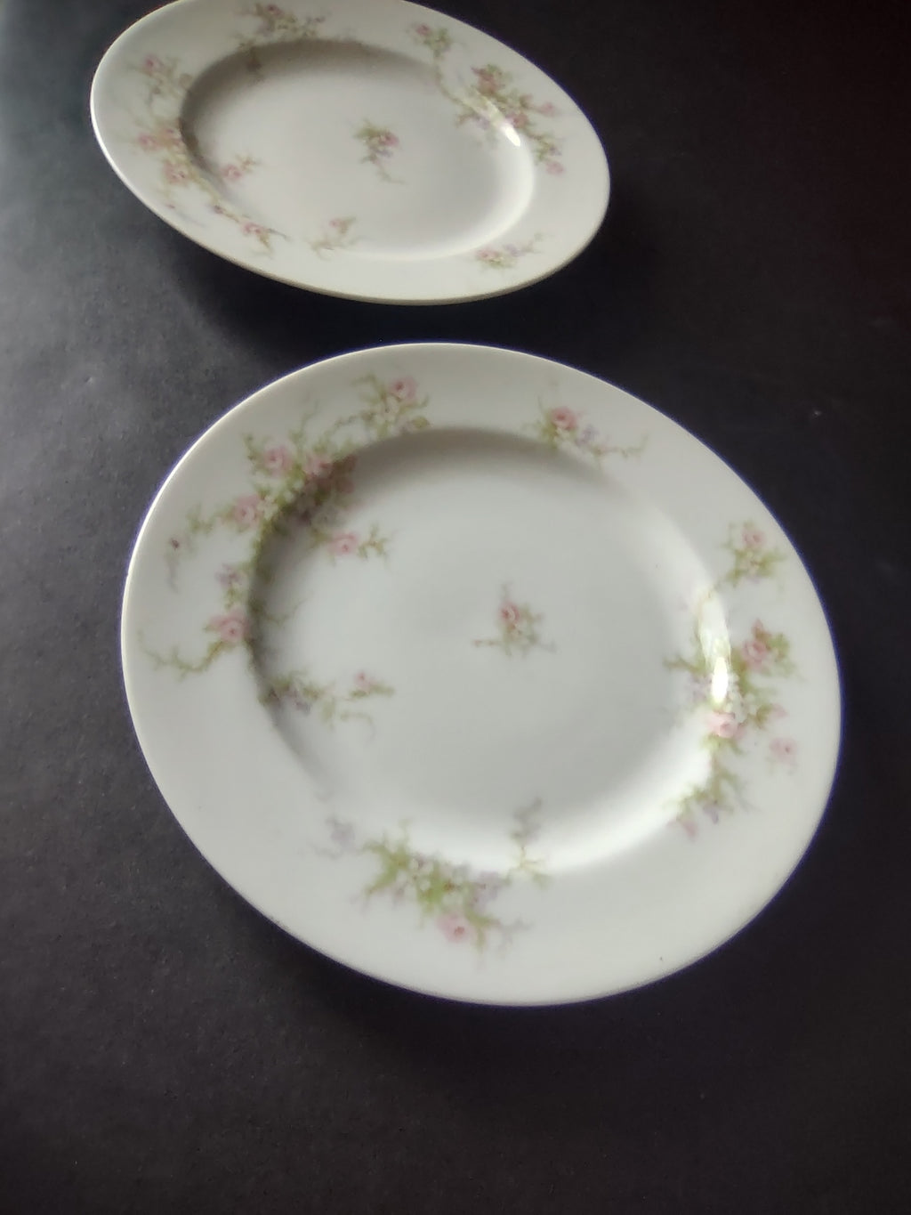 Haviland Limoges 2 x Bread Butter Plate Rose White Purple Flower Moss (lot 898)