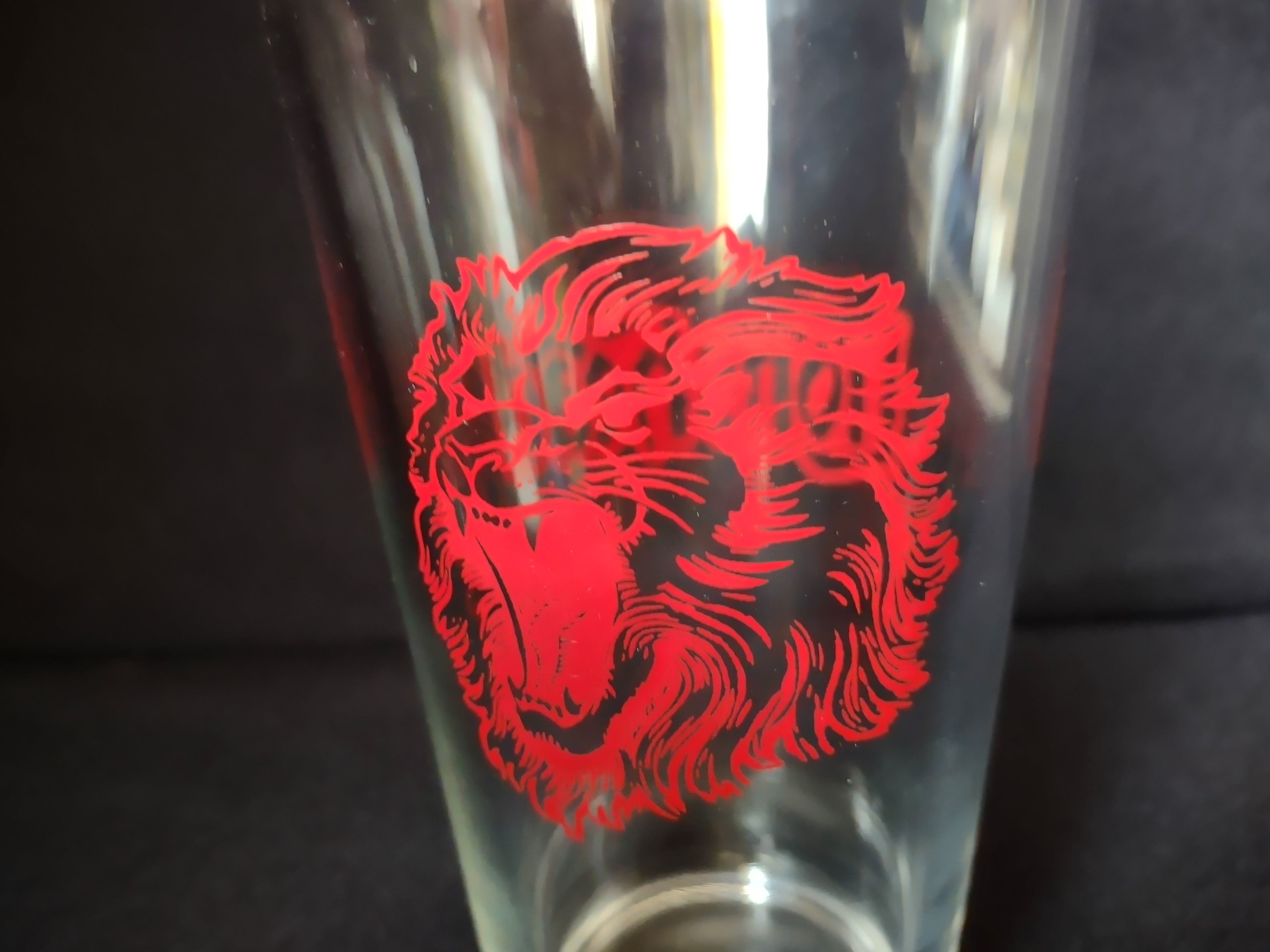 Drinking Beer Glass Lion Head (lot 1555)