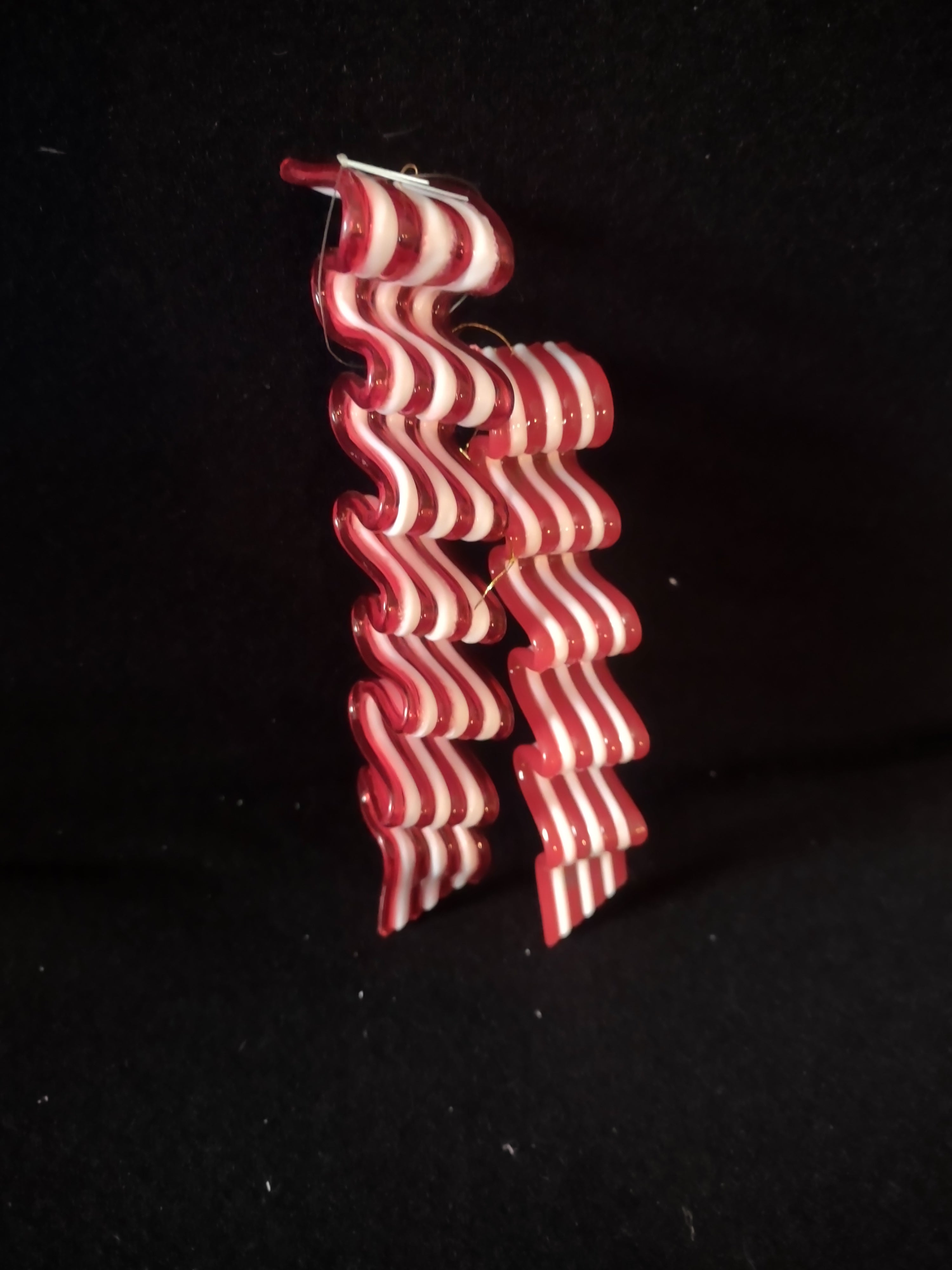 Christmas Red White Candy Ribbon Ornaments Six 7" Eight 6" (Lot 4577)